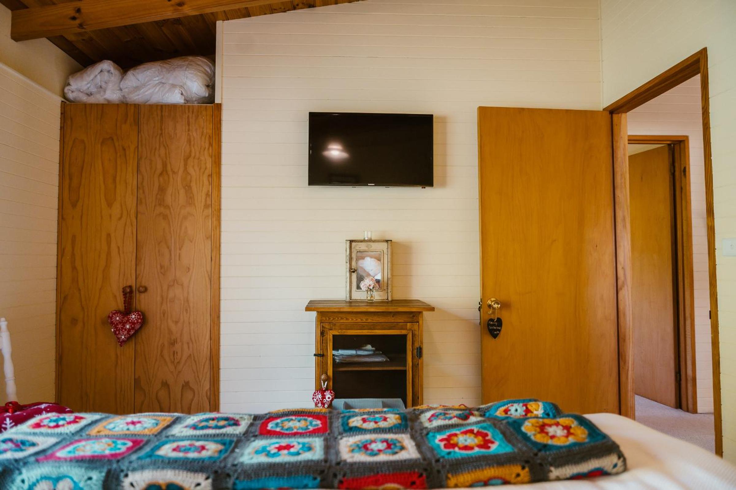 Fleurty's Point Cottage at Franklin South, Huon Valley, Tasmania