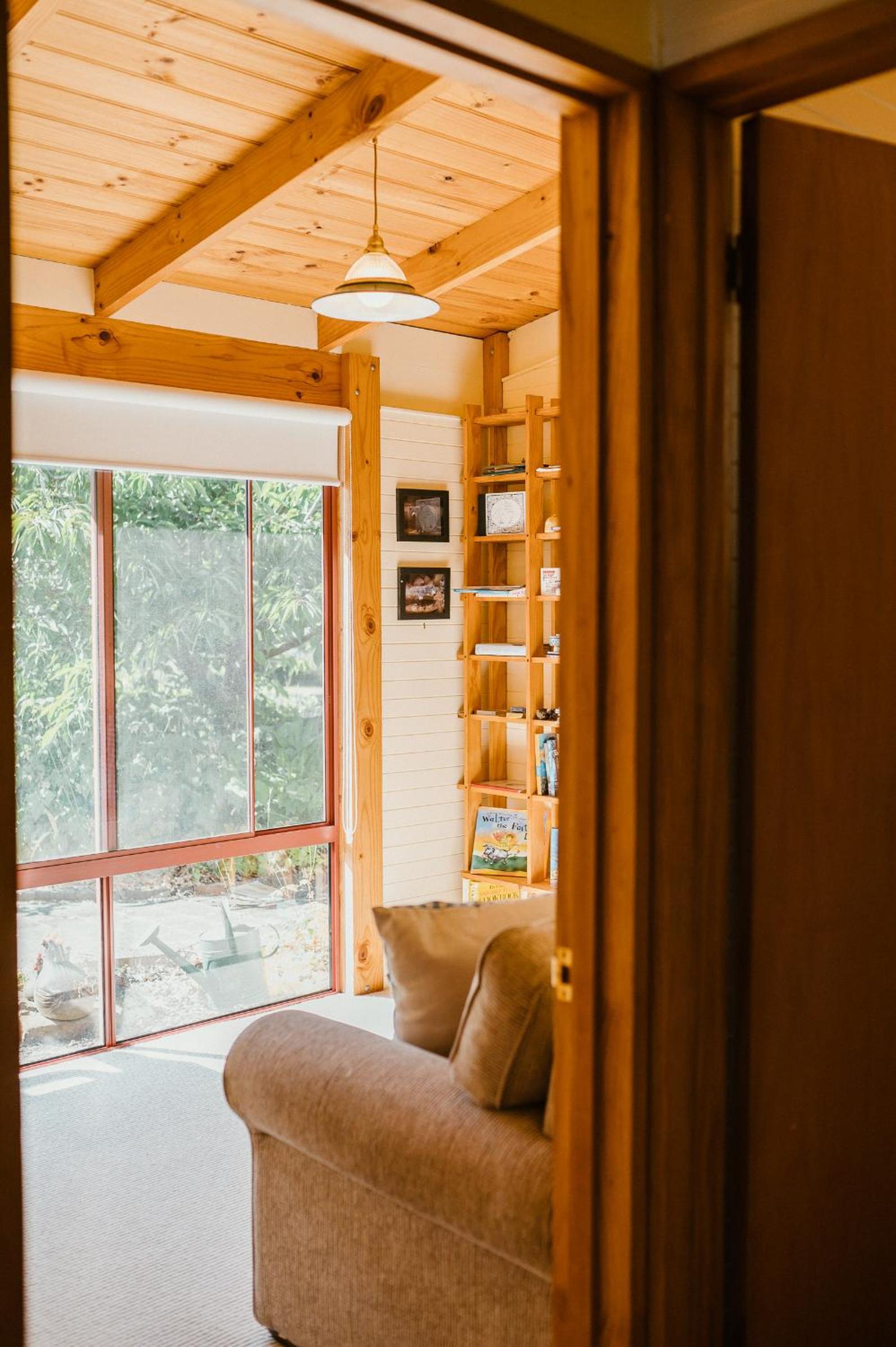 Fleurty's Point Cottage at Franklin South, Huon Valley, Tasmania