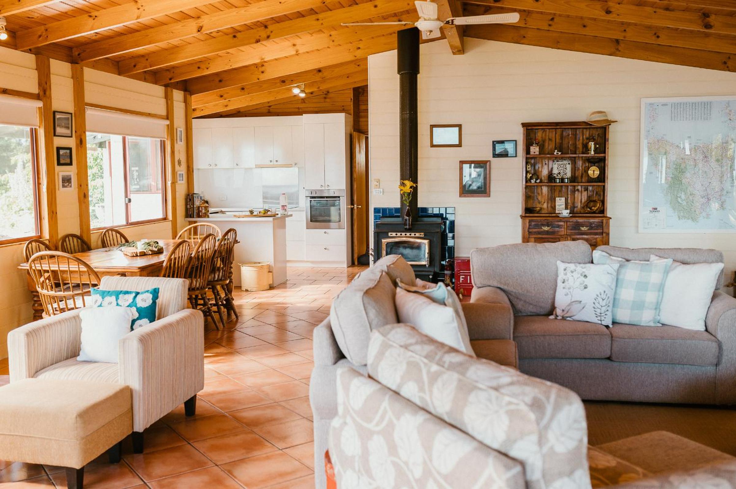 Fleurty's Point Cottage at Franklin South, Huon Valley, Tasmania
