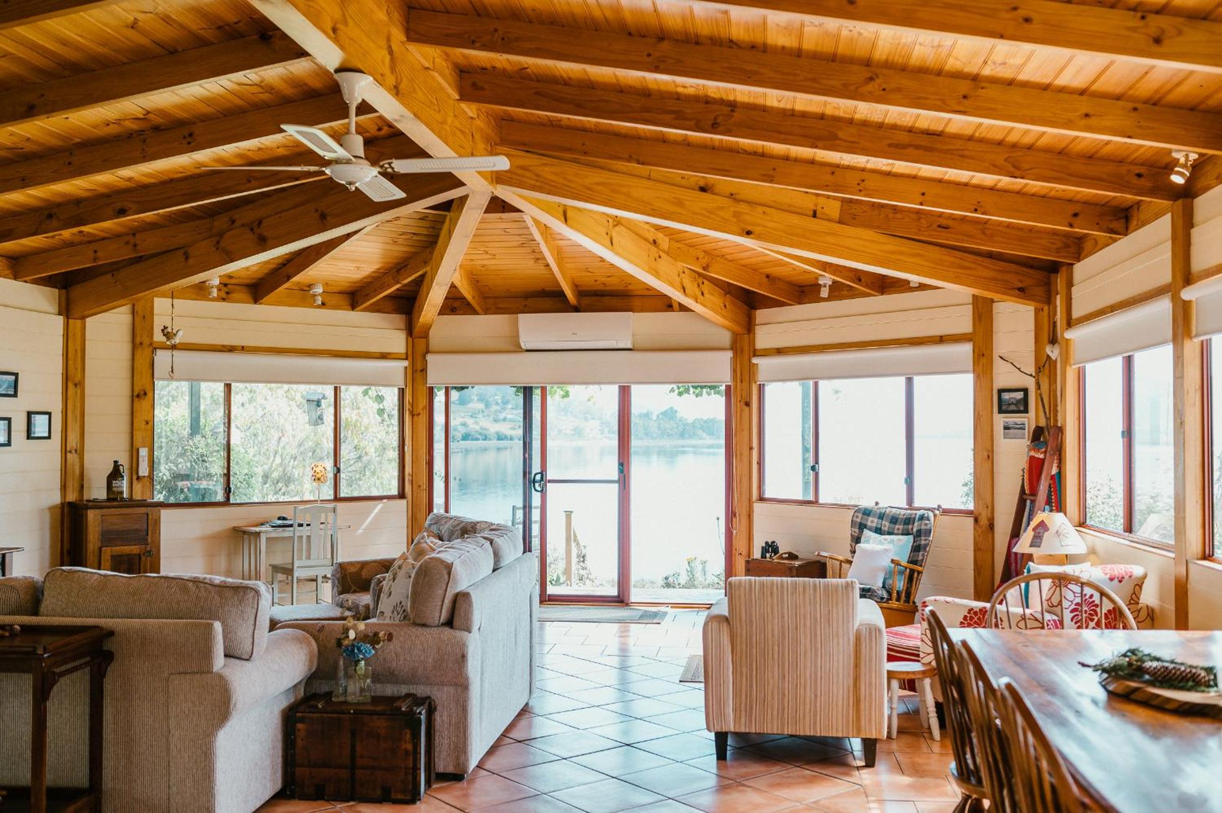 Fleurty's Point Cottage at Franklin South, Huon Valley, Tasmania