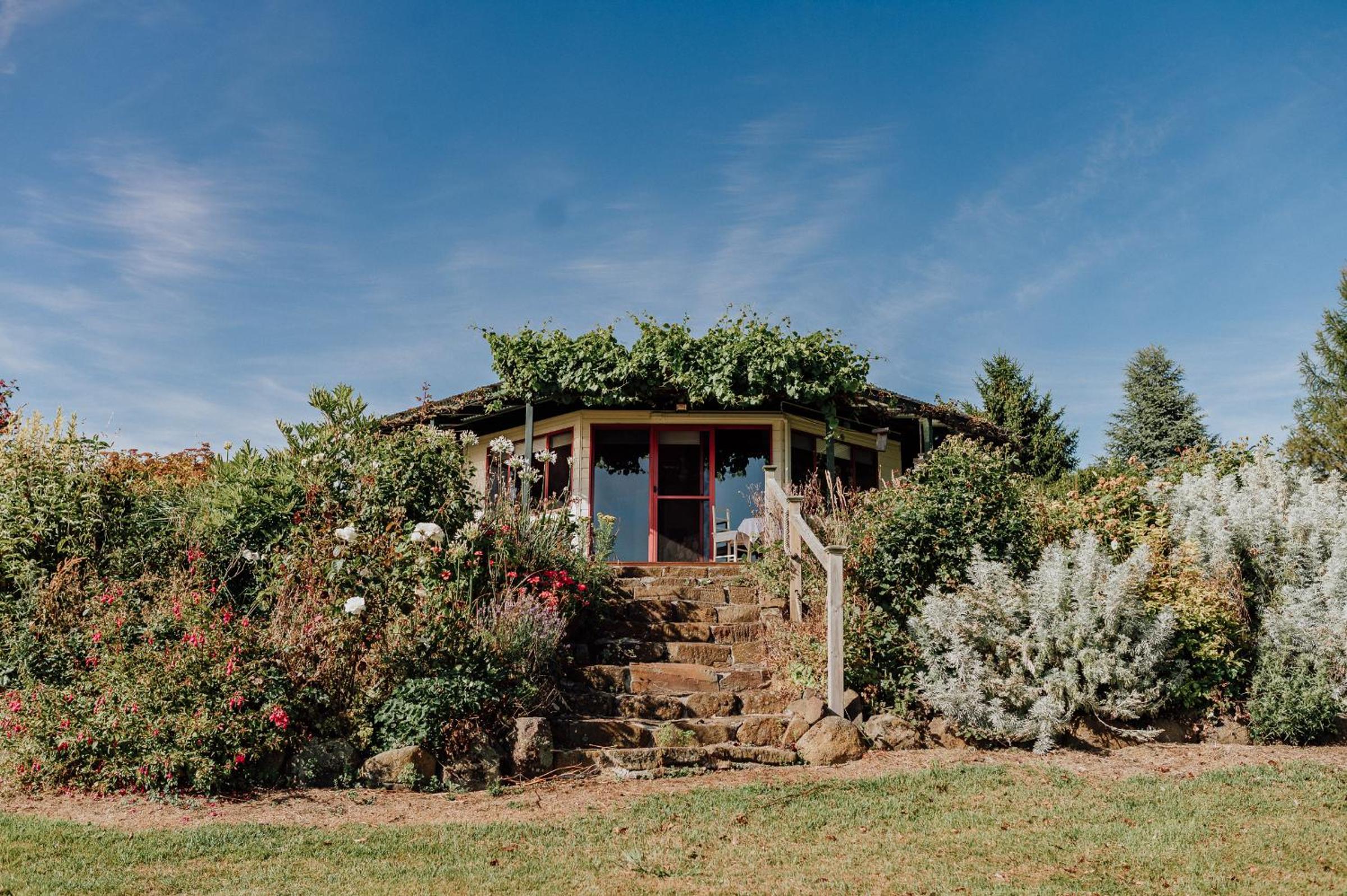 Fleurty's Point Cottage at Franklin South, Huon Valley, Tasmania