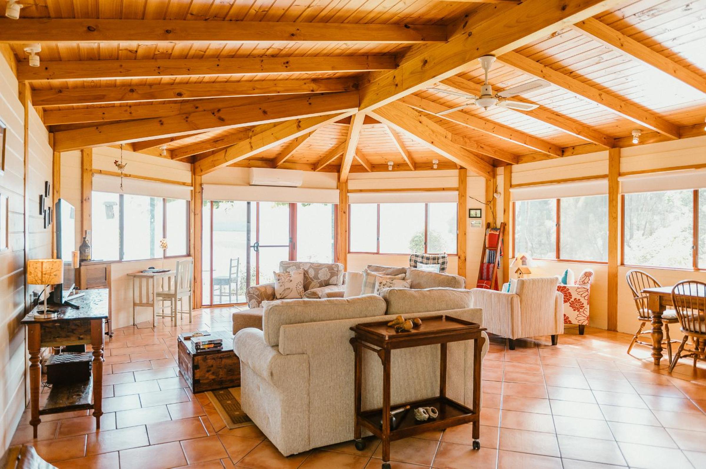 Fleurty's Point Cottage at Franklin South, Huon Valley, Tasmania