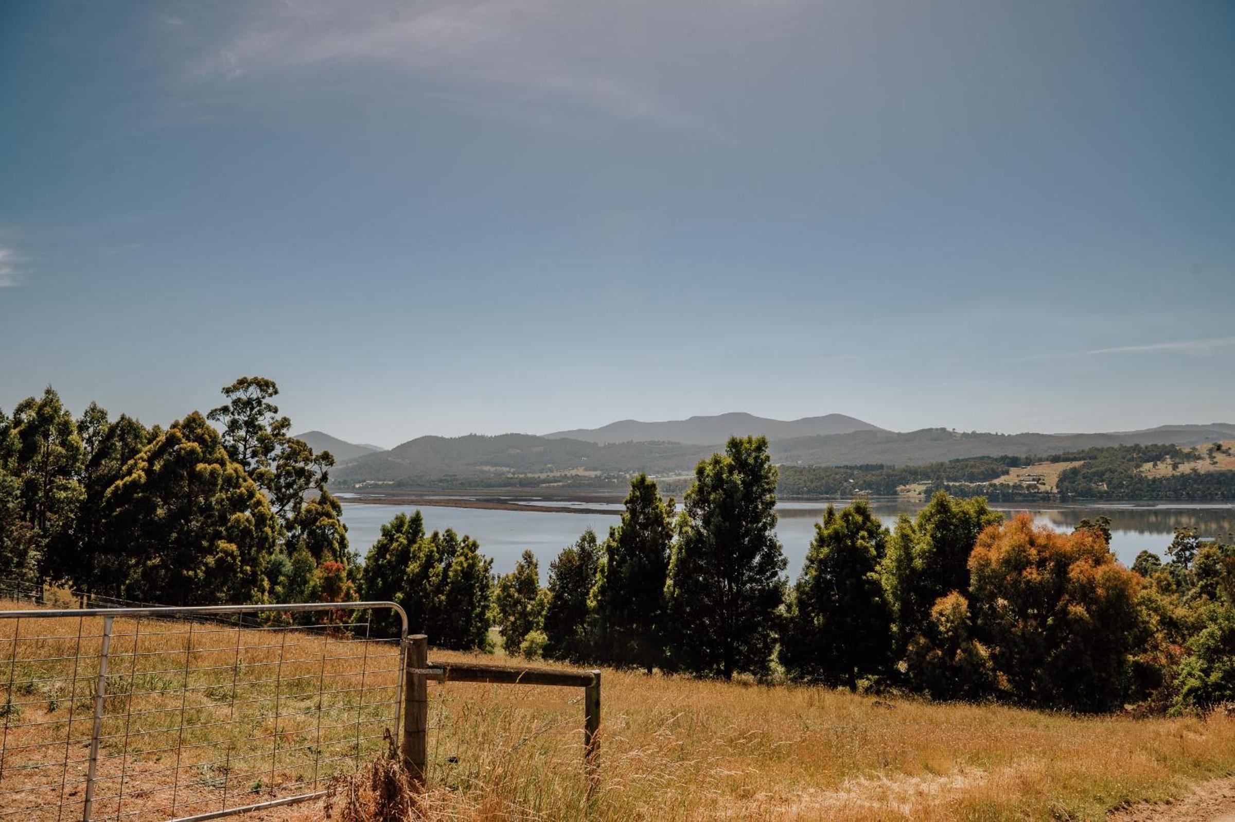 Fleurty's Point Cottage at Franklin South, Huon Valley, Tasmania