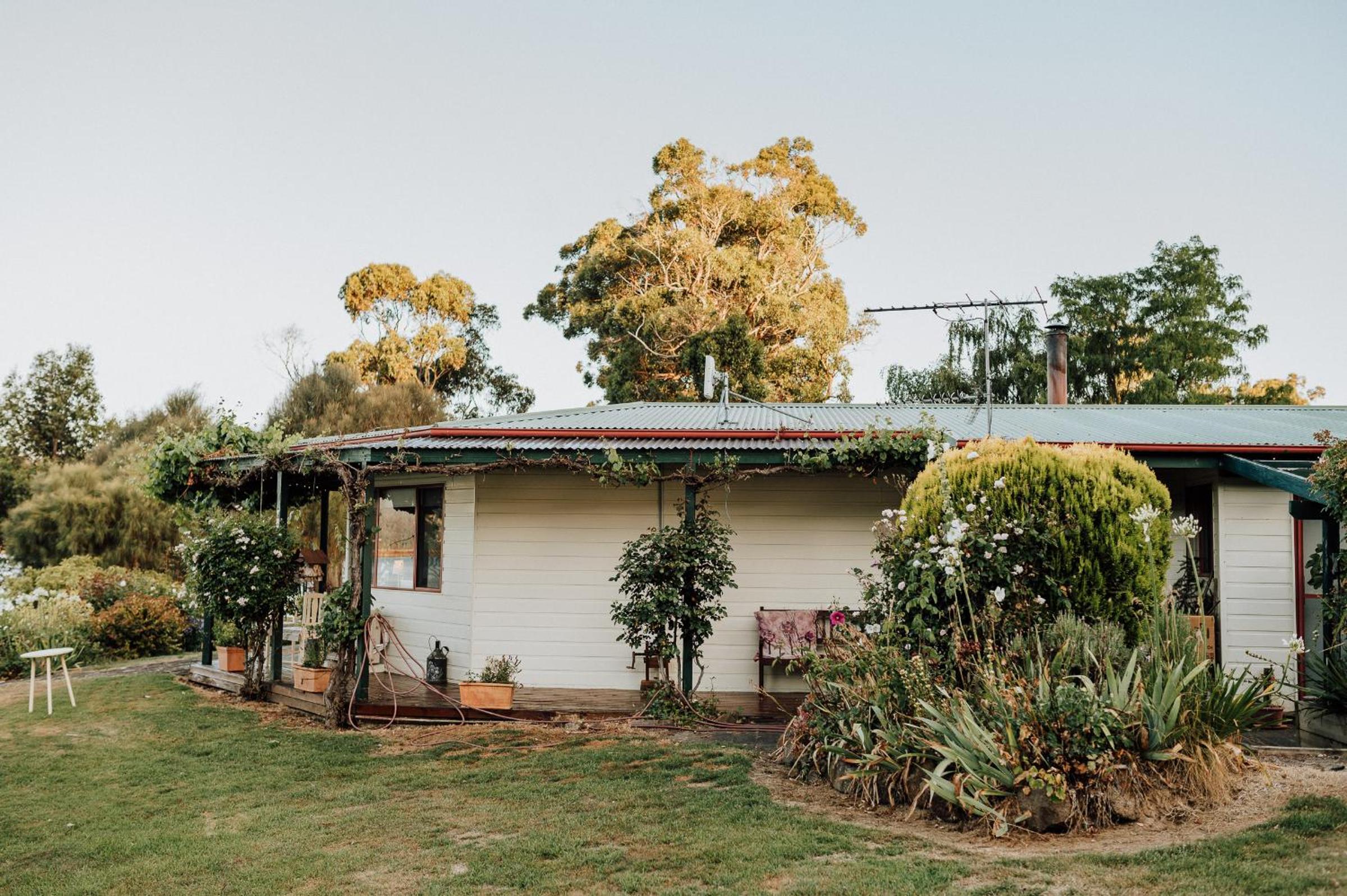 Fleurty's Point Cottage at Franklin South, Huon Valley, Tasmania