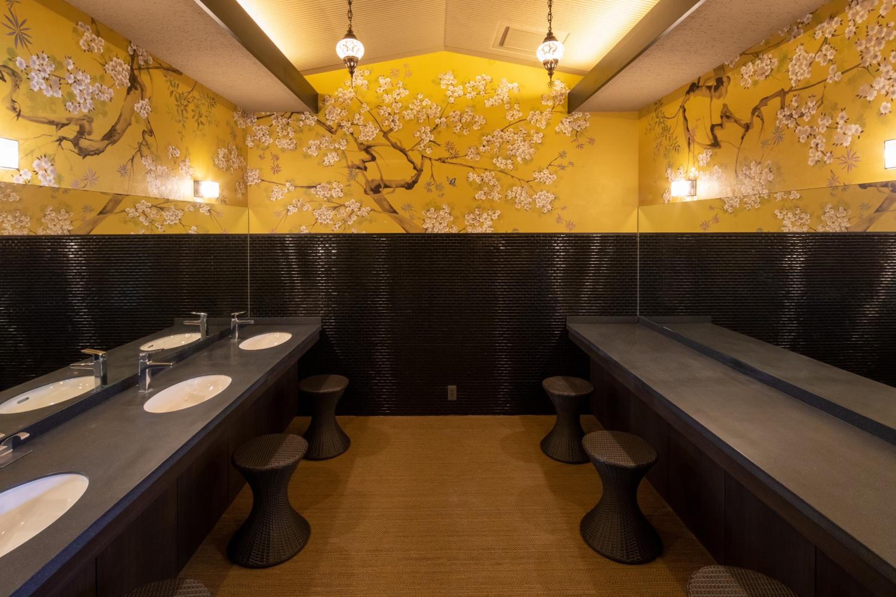 Kamisuwa Onsen Shinyu
