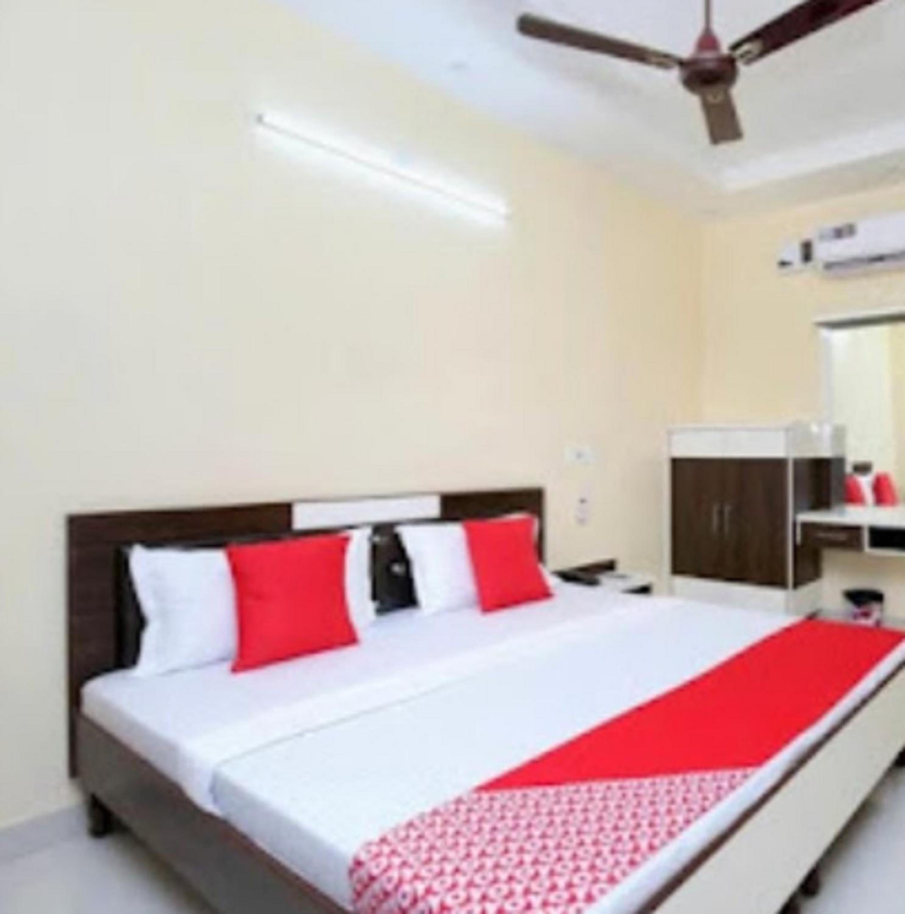 Hotel Royal Heritage By WB Inn view 5