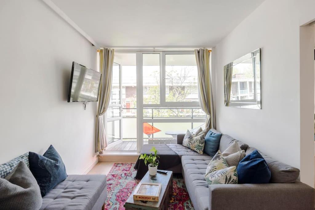 The Clarence, Central London Apartment w/ WIFI view 4