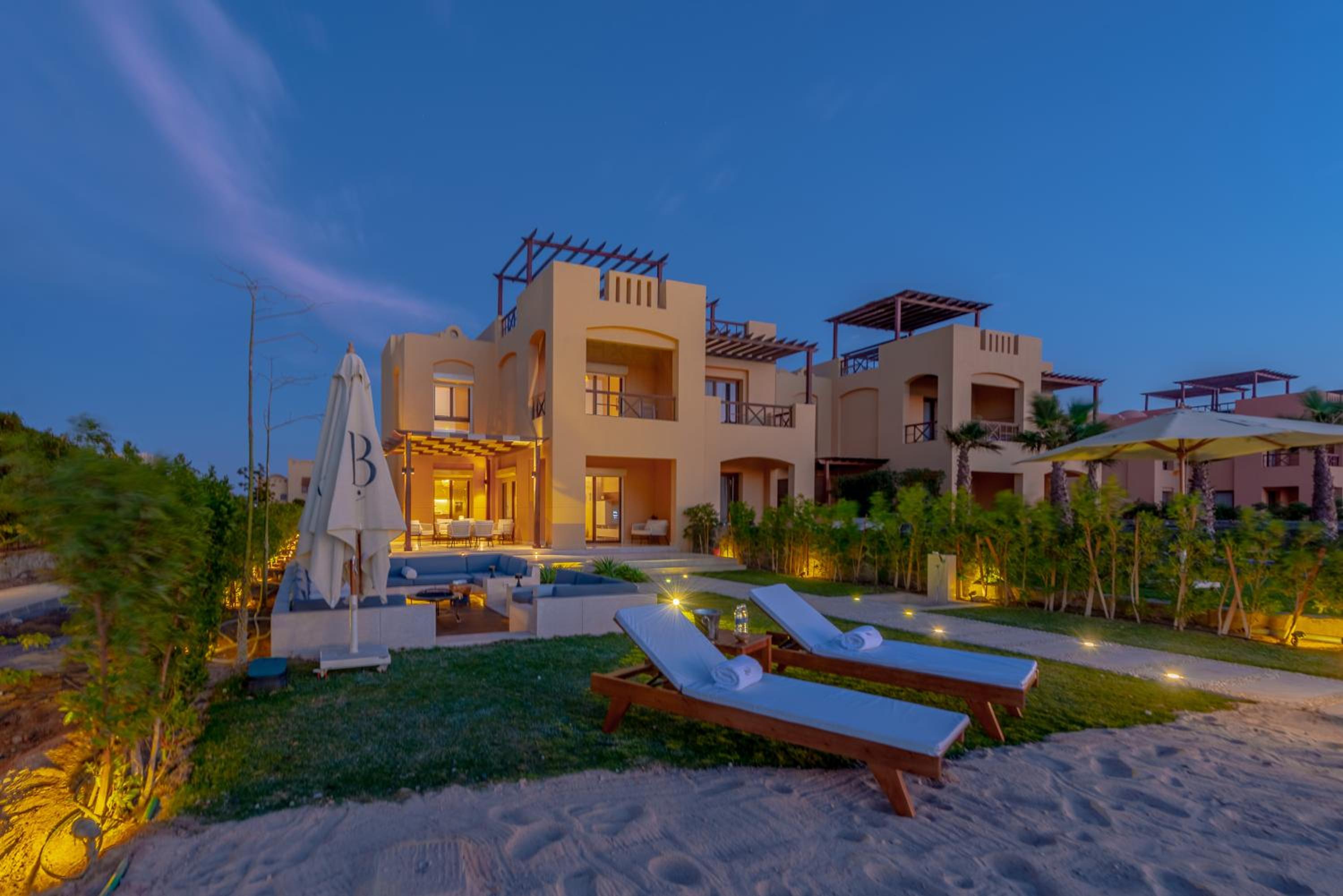 BYTK - La Casa Del Sol view 3