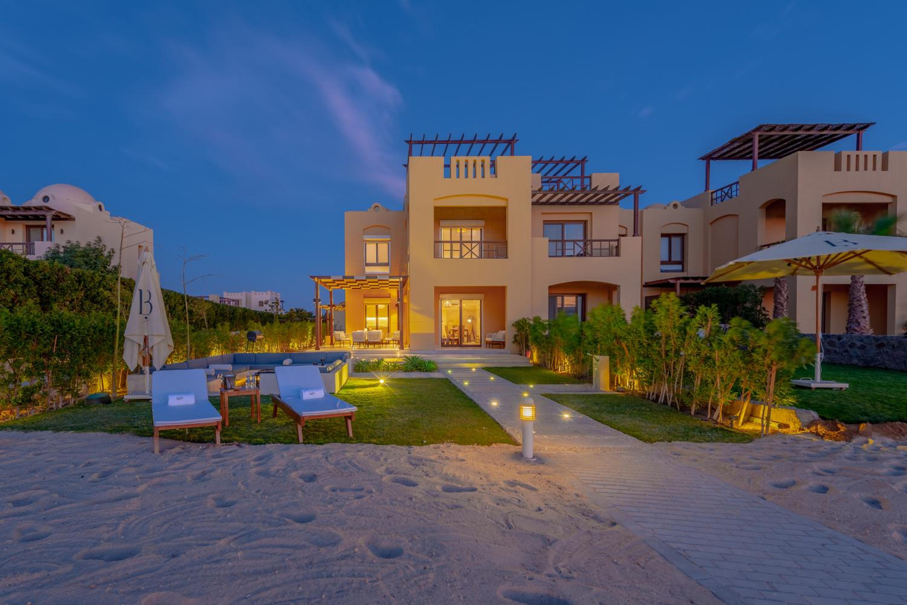 BYTK - La Casa Del Sol view 4