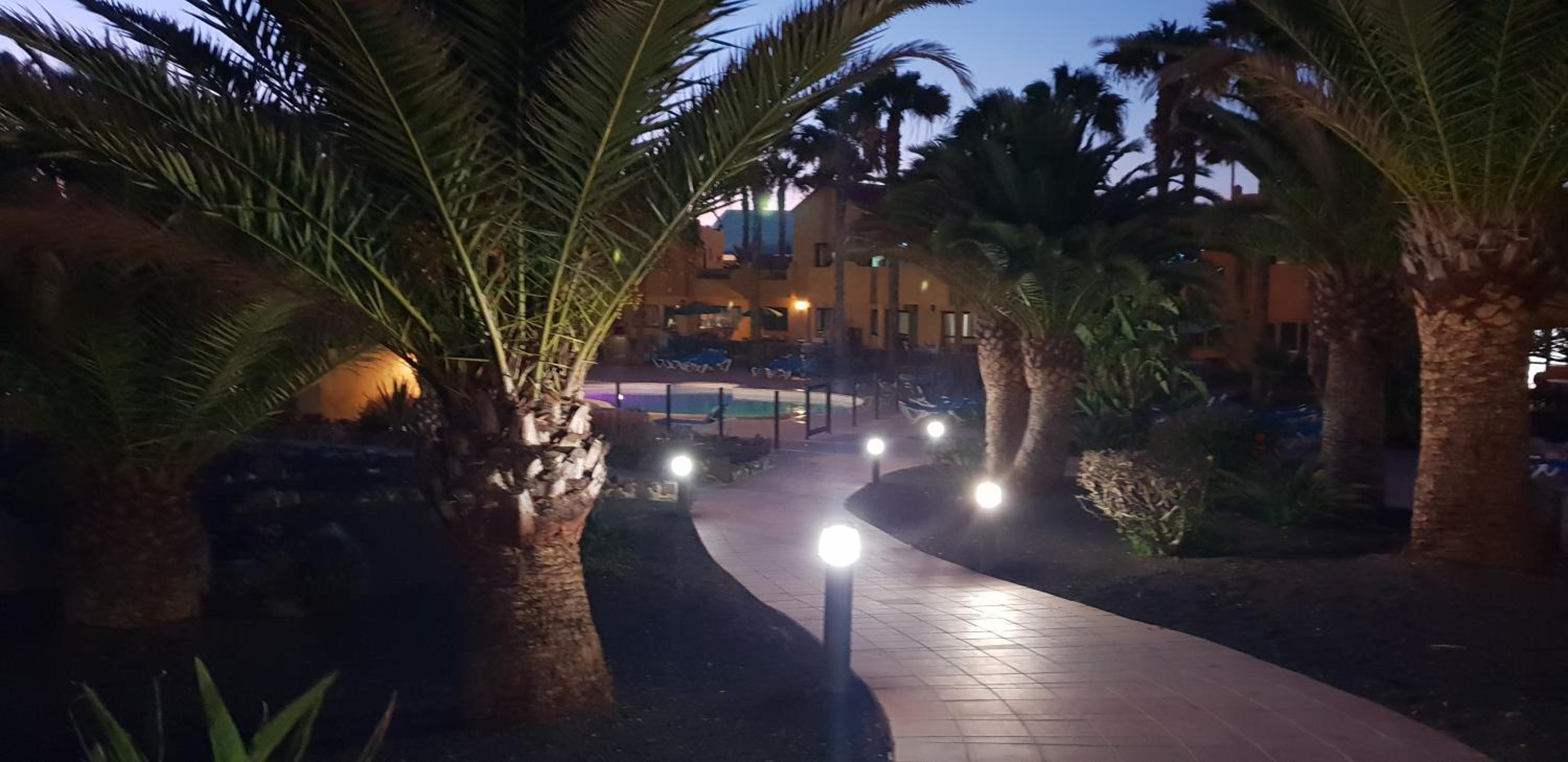 Relax in this Stunning 1-Bedroom Apartment in Corralejo view 5