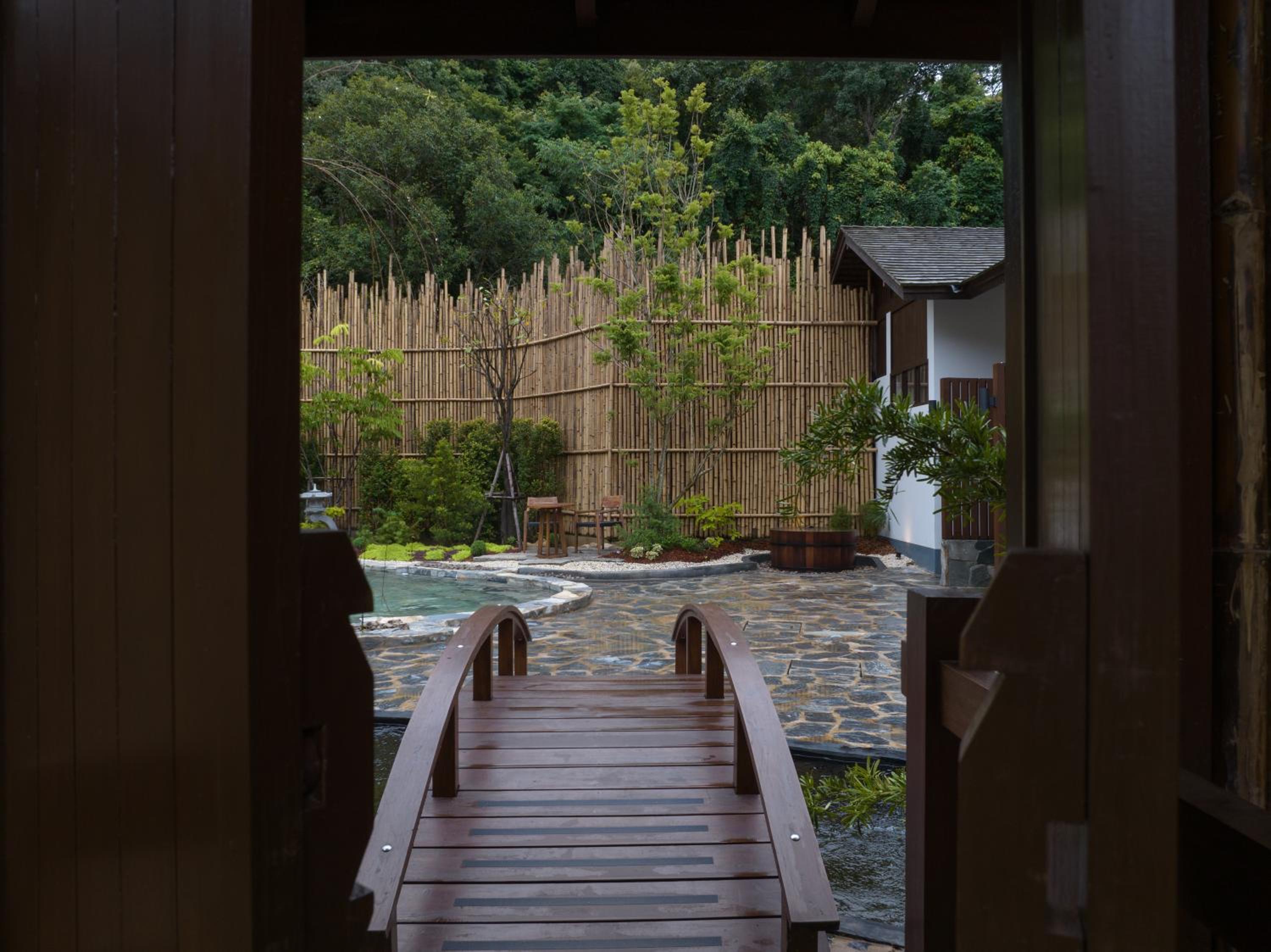 Onsen at Moncham