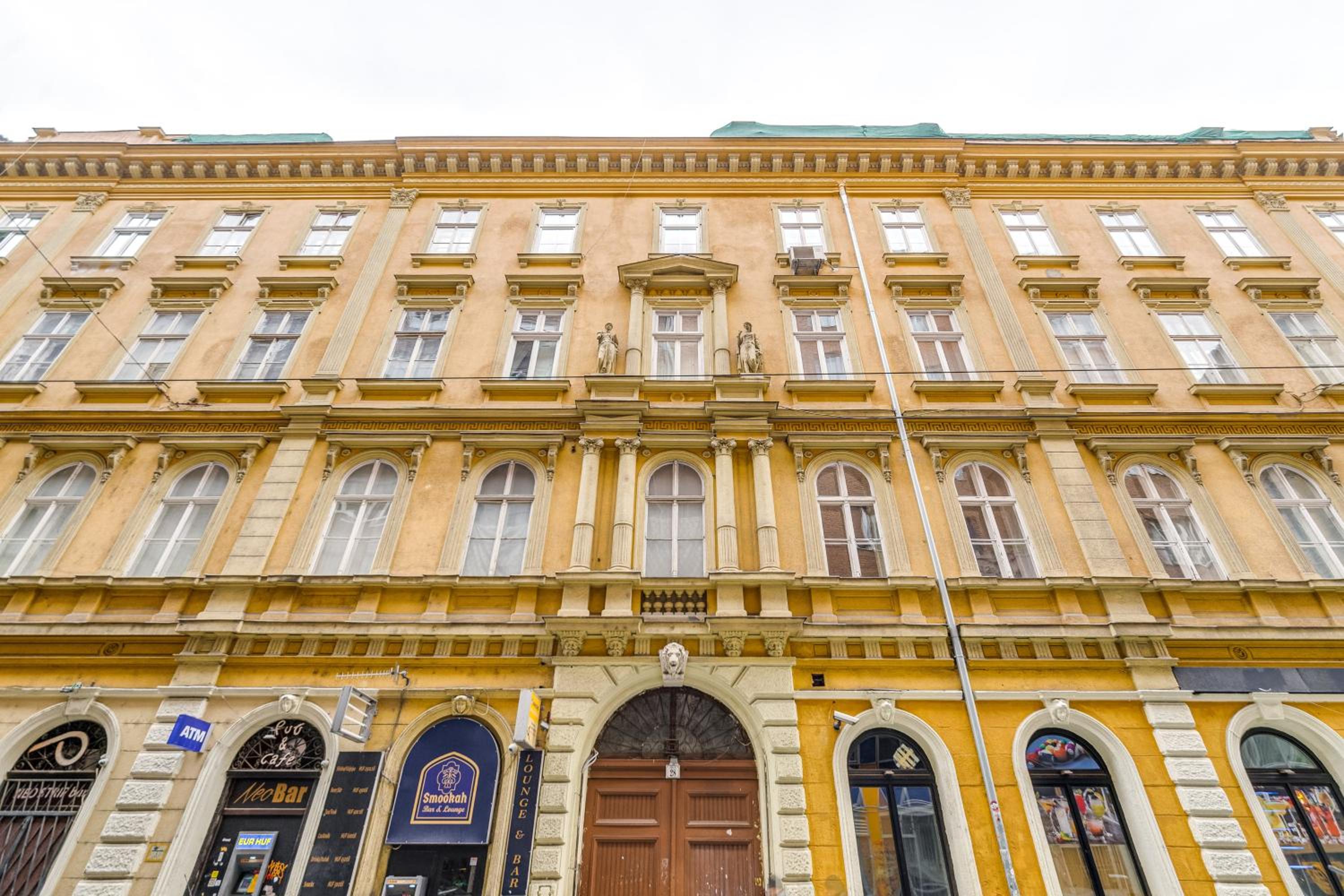Little Cola apartment in Dohány street with AC