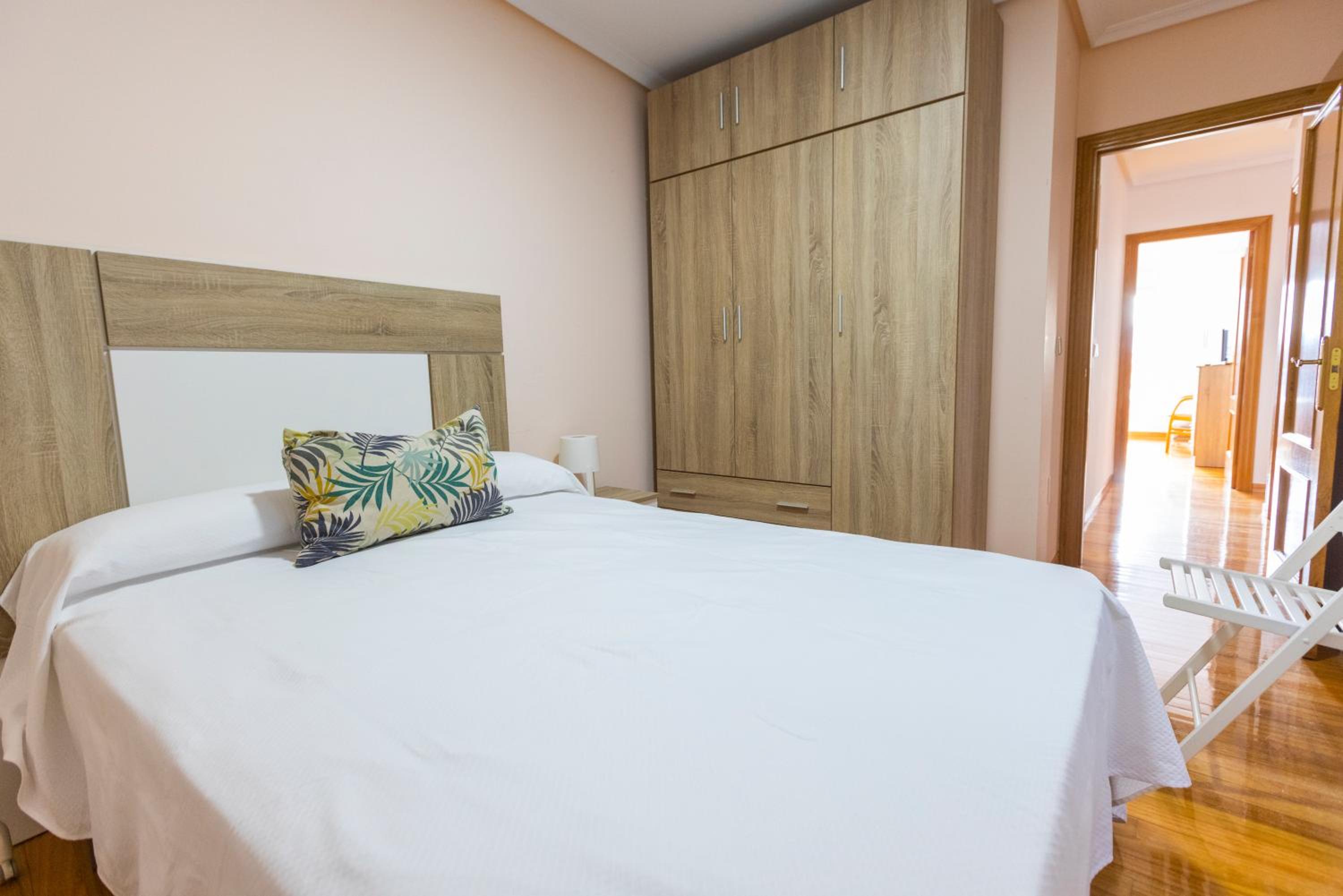 Apartagal-Edificio Celtas Foz view 2