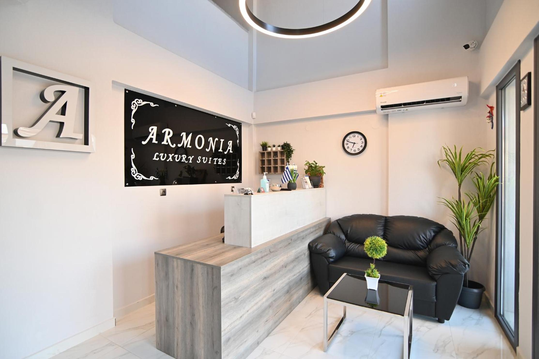 Armonia Luxury Suites