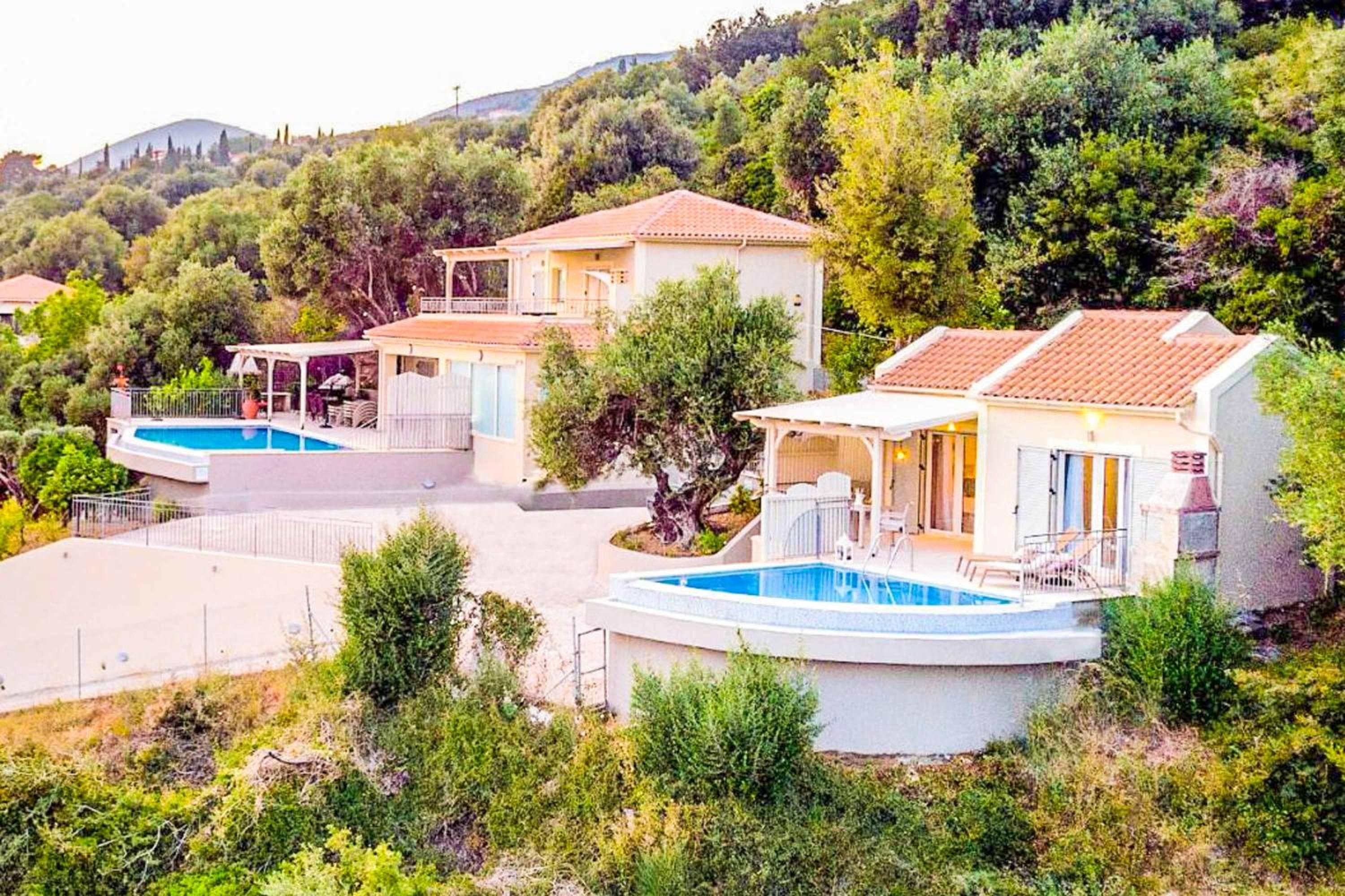 Villa Baby Lemoni view 3