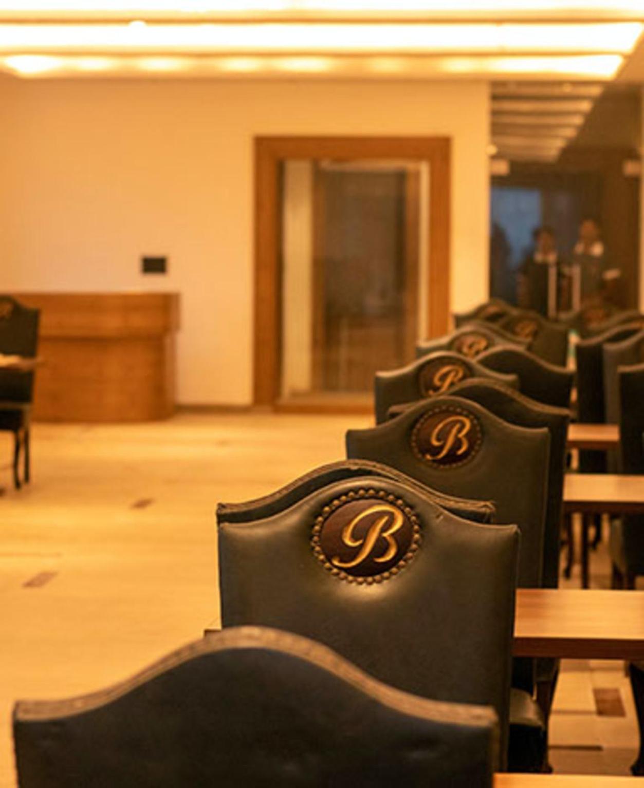 Luxury Amar Tree Resort