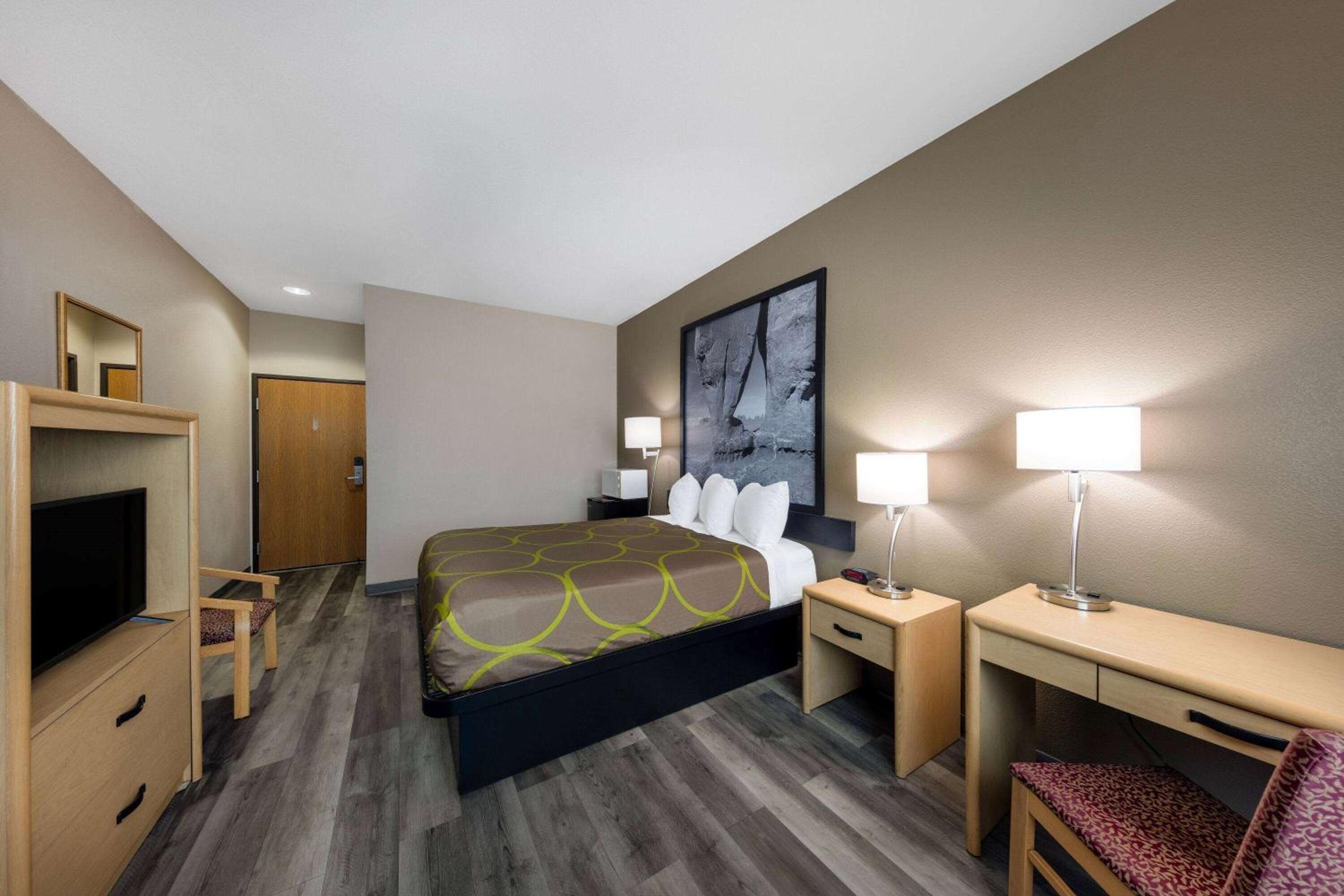 Super 8 by Wyndham Quartzsite AZ - Property Image 22