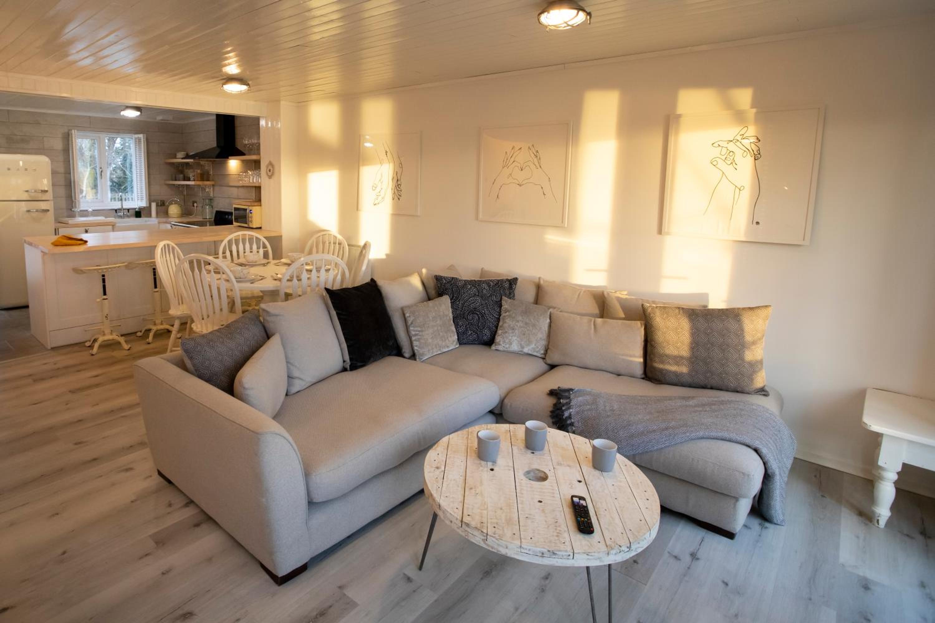 Barefoot lodge