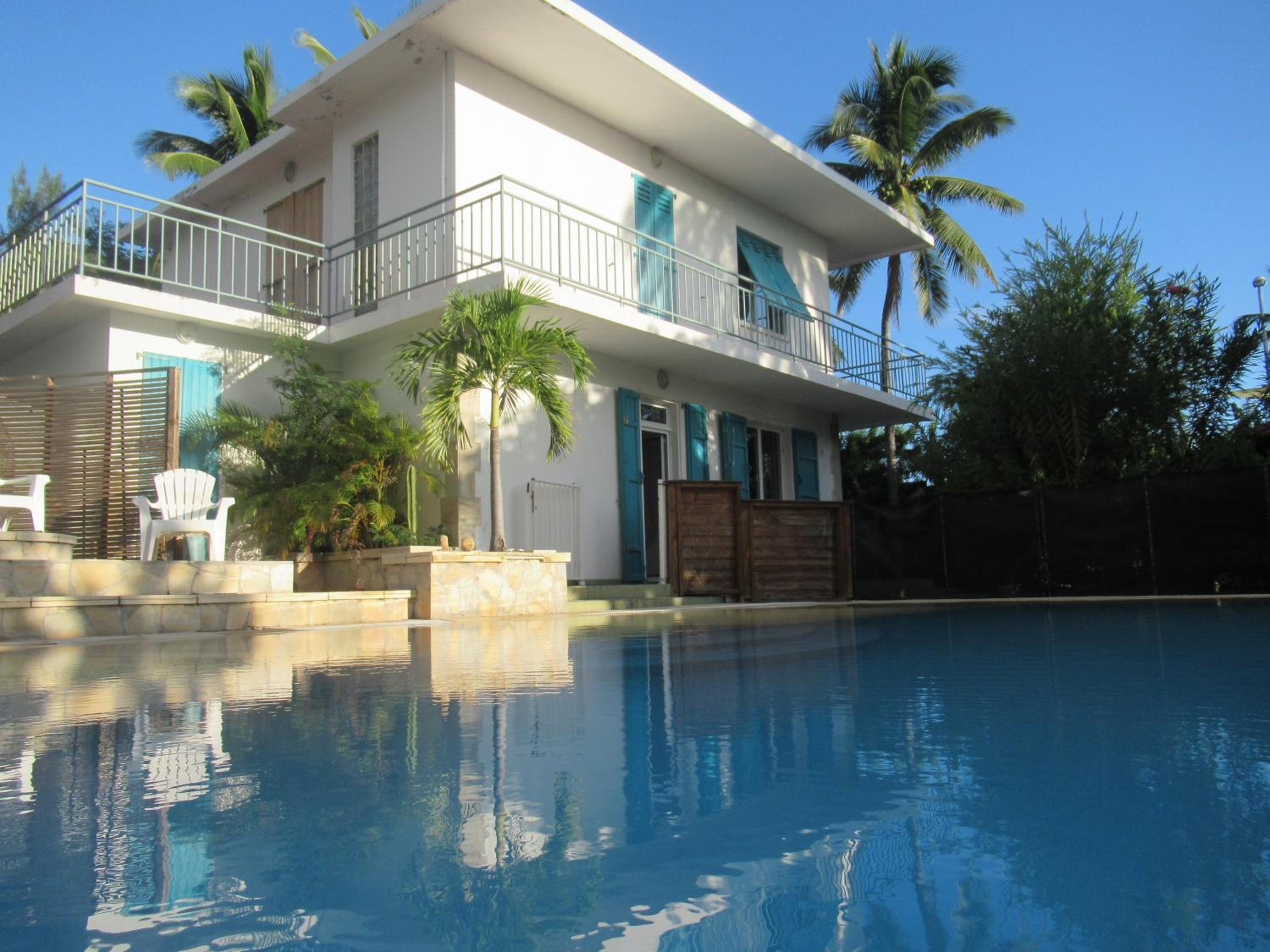 Villa Anthalo piscine chauffée et proximité lagon
