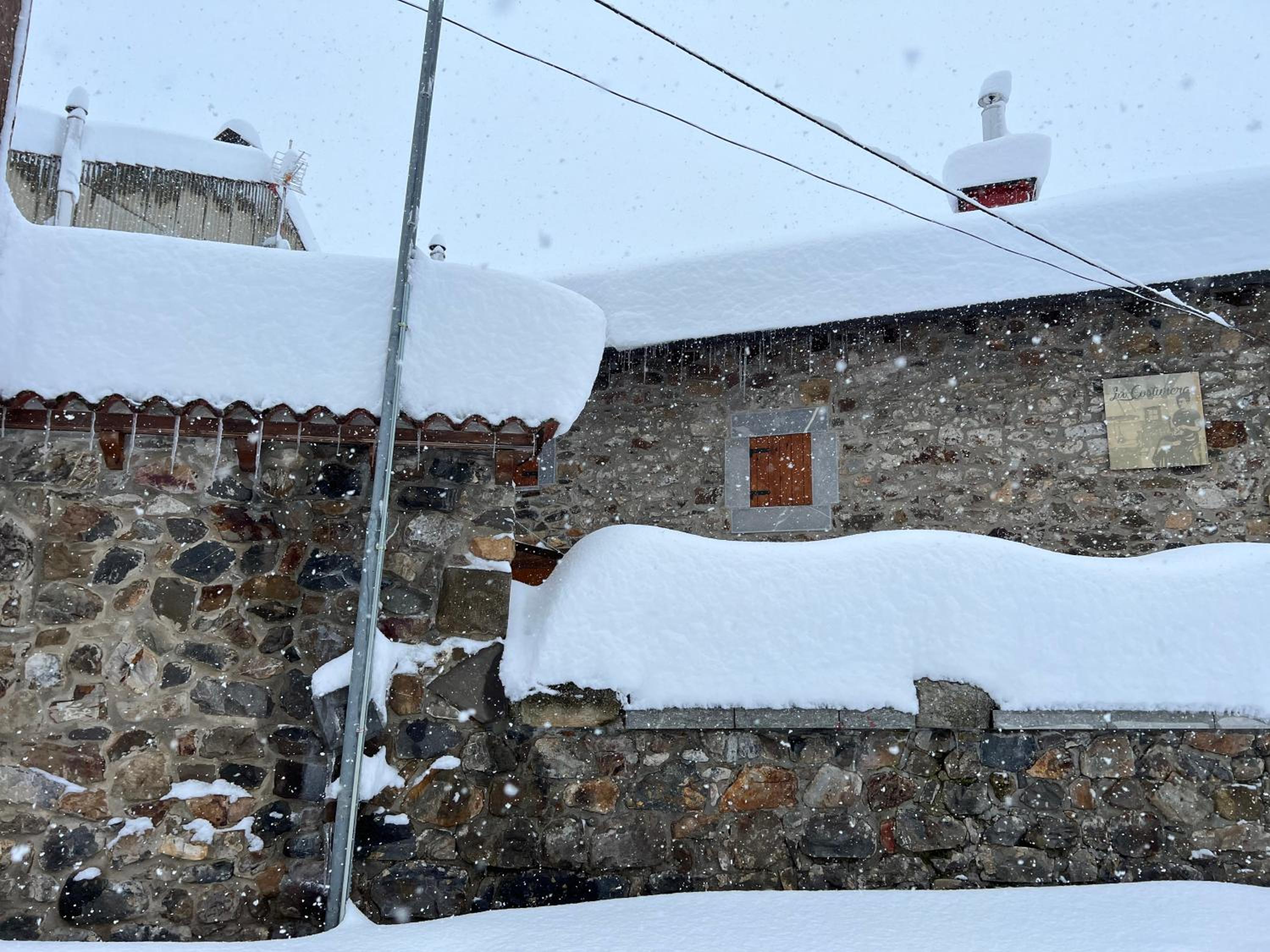 Casa Rural La Costurera photo 4