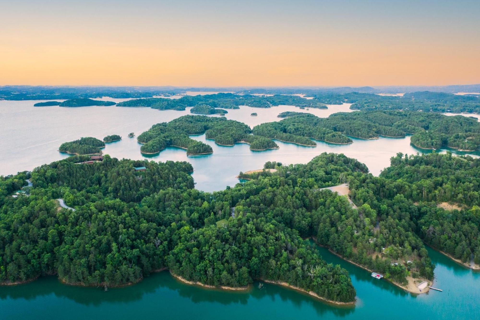 A Smoky Mountain Lake Cabin - Spacious Smoky Mountain Getaway Perfect for Families & Groups view 2