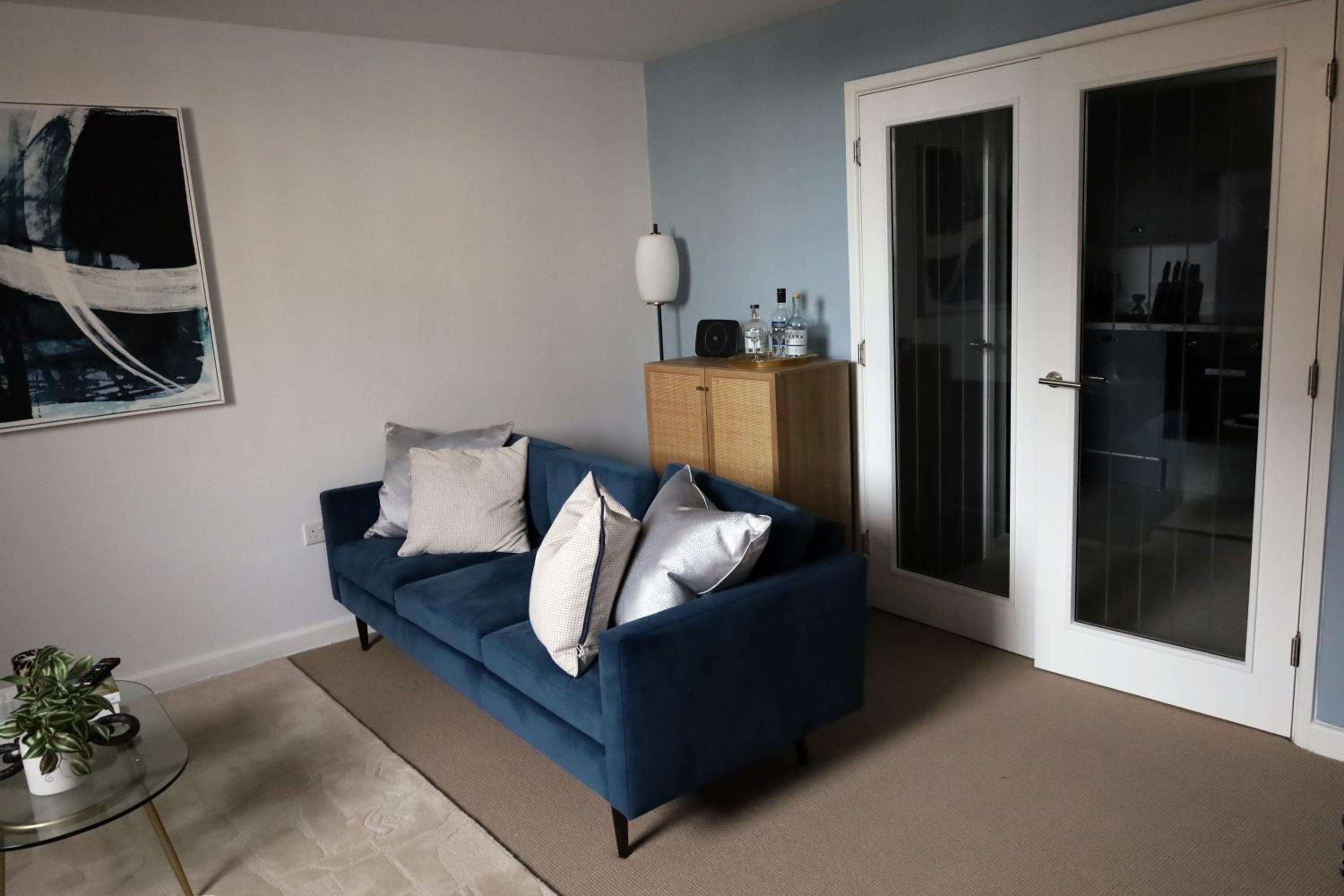 Wesley House - Fantastic Location with Free Parking