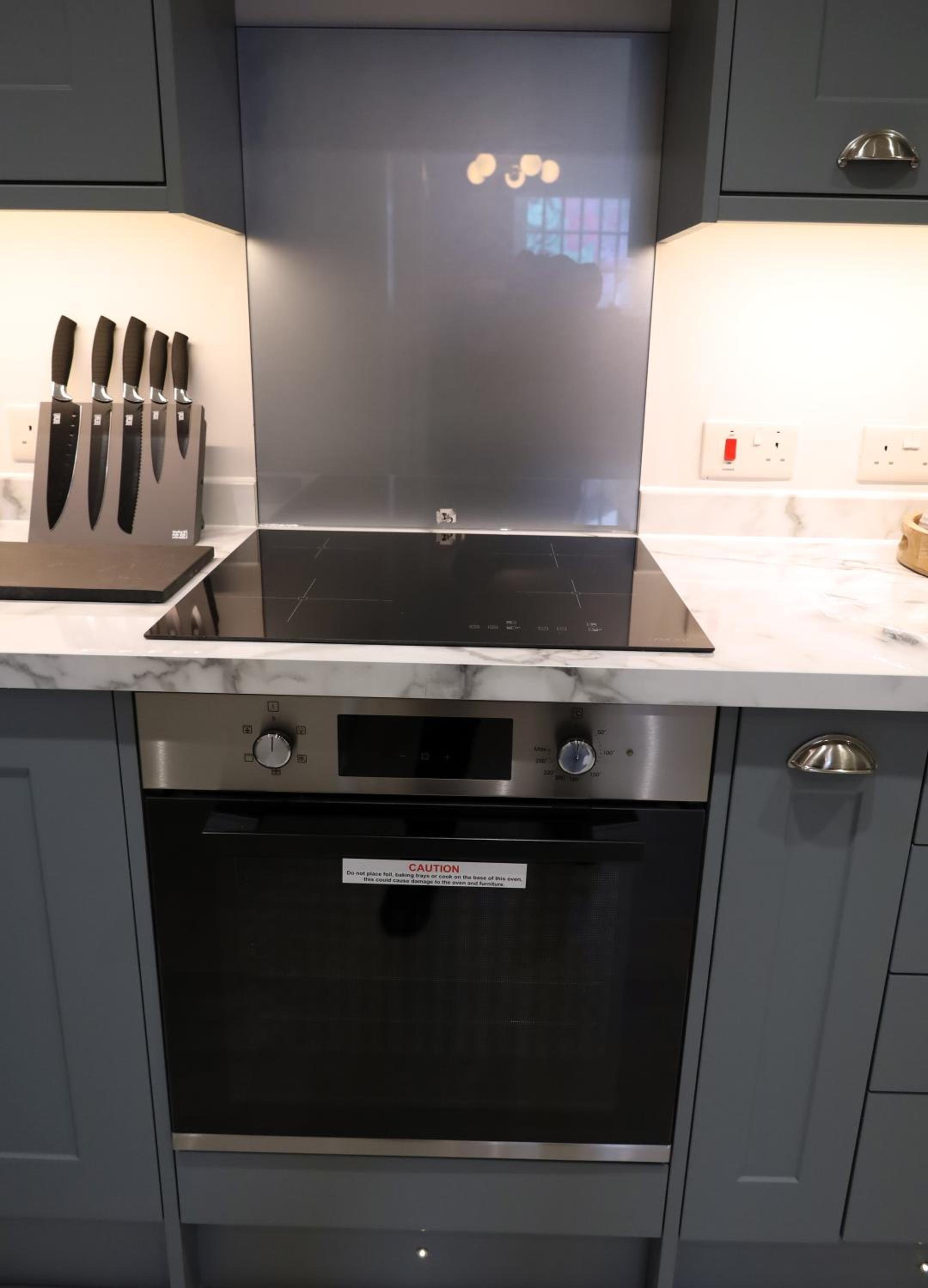 Wesley House - Fantastic Location with Free Parking