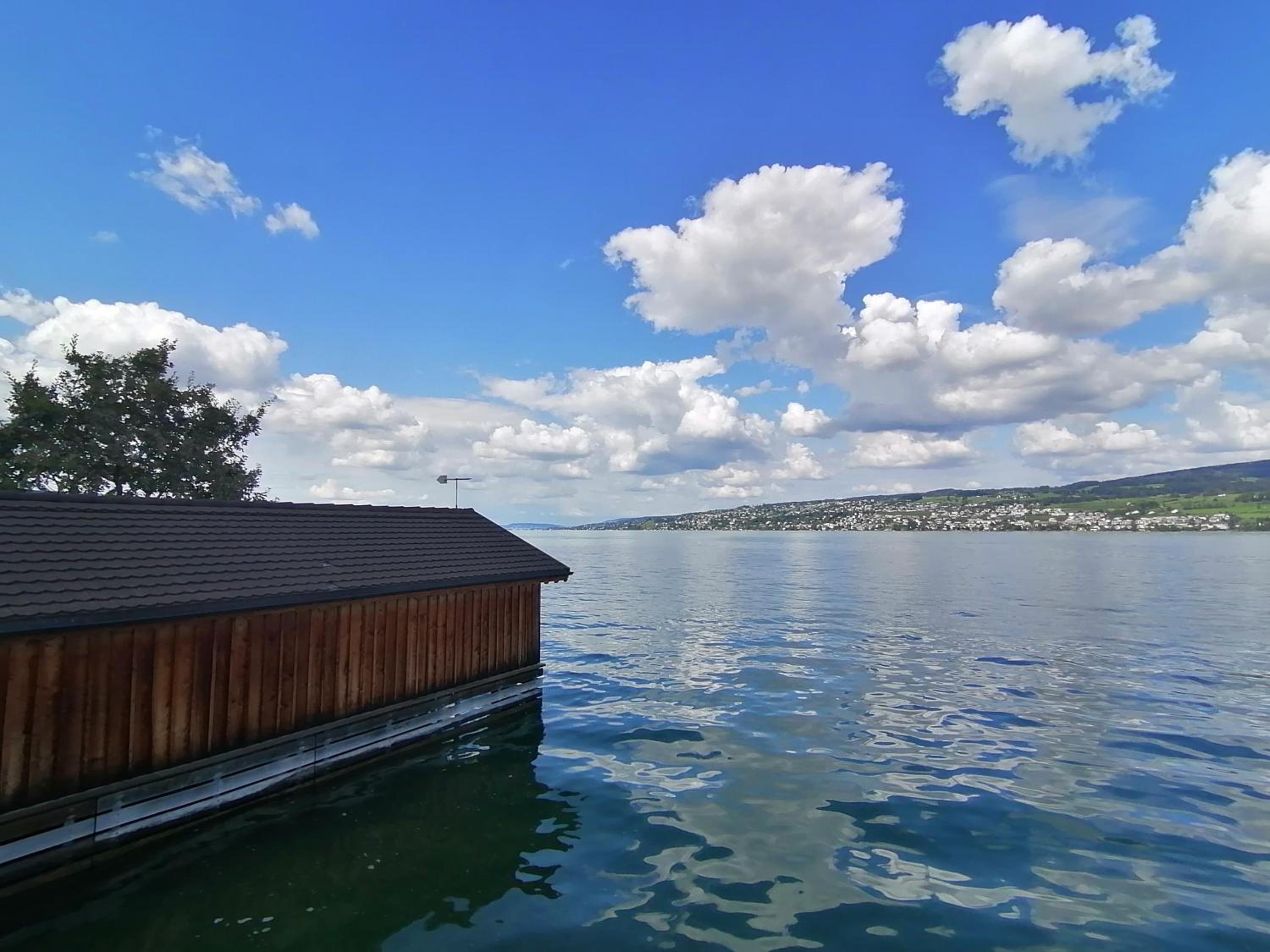 O Cozy Rooftop lakeside 18mn to Zürich 25mn to Zug
