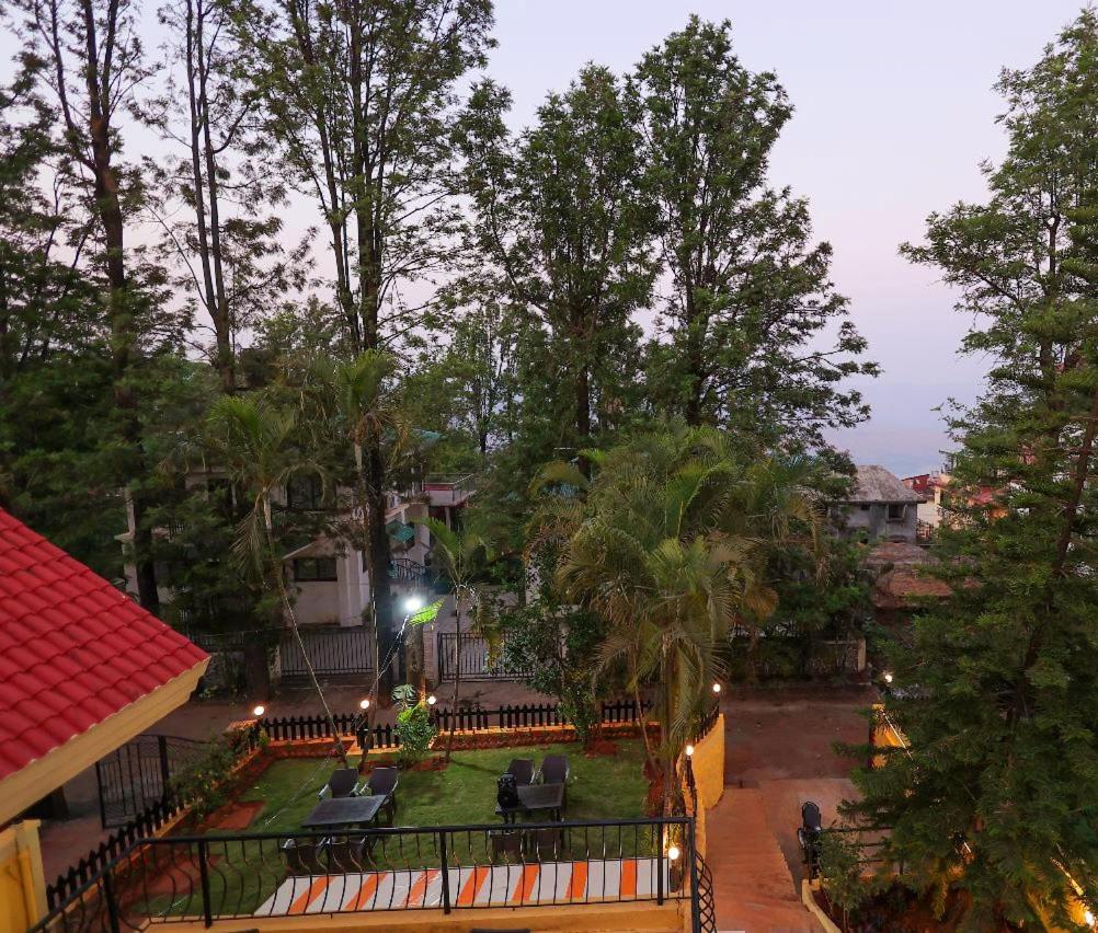 Marigold Villa with Swimming pool view 4