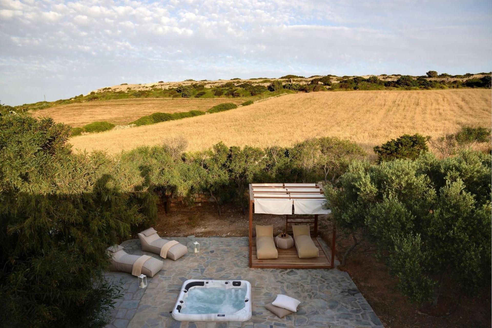 Executive Paros Villa Villa Avra 3 Bedrooms Sea View & Outdoor Jacuzzi photo 5