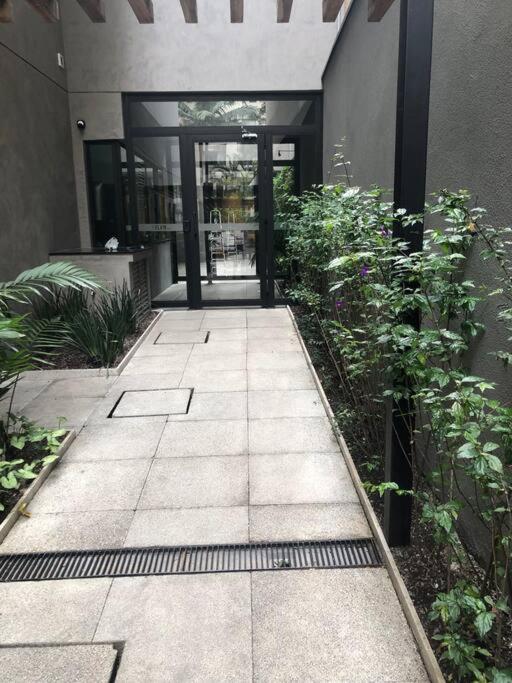 Studio novo próximo à av Paulista e Mackenzie.