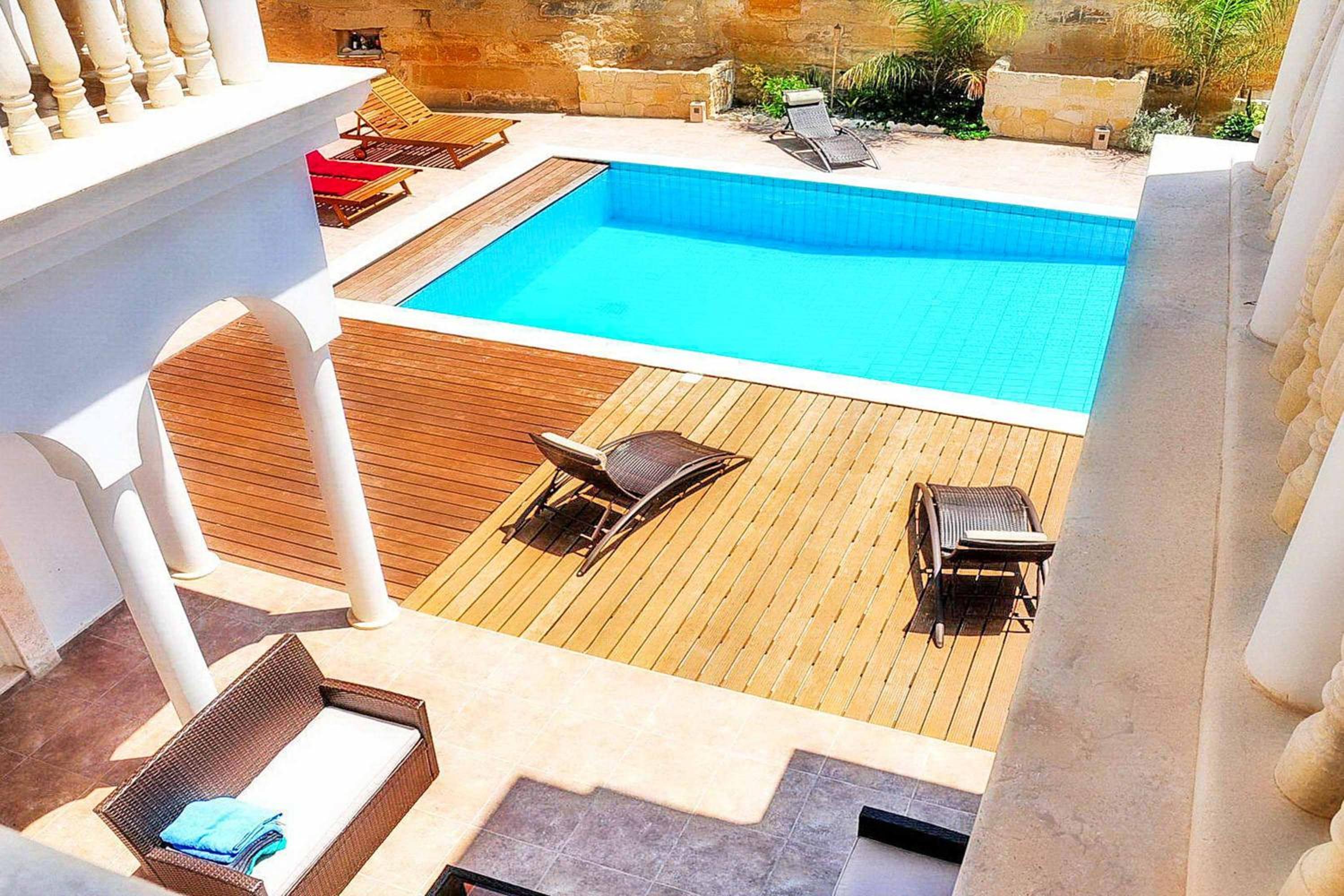 Mansion View