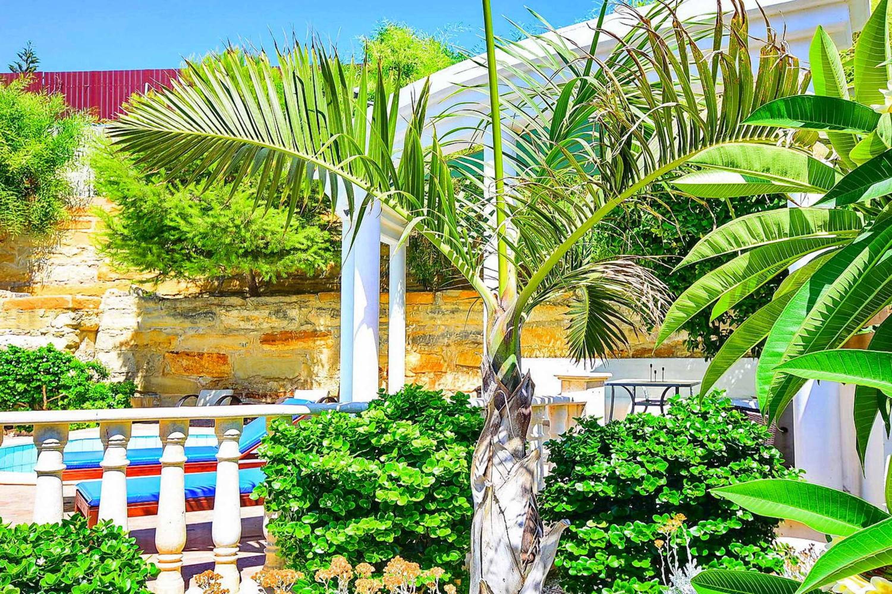 Mansion View
