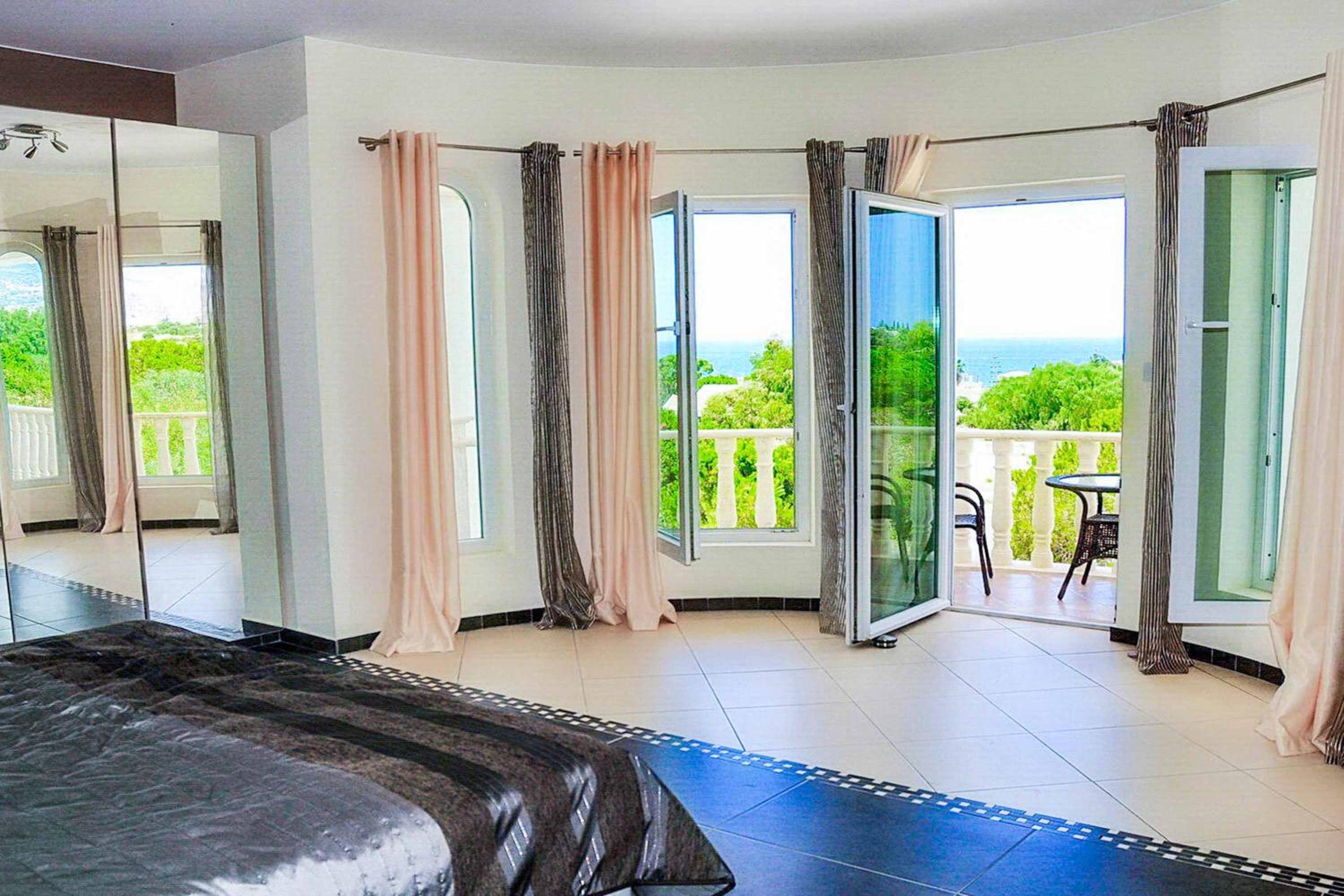 Mansion View