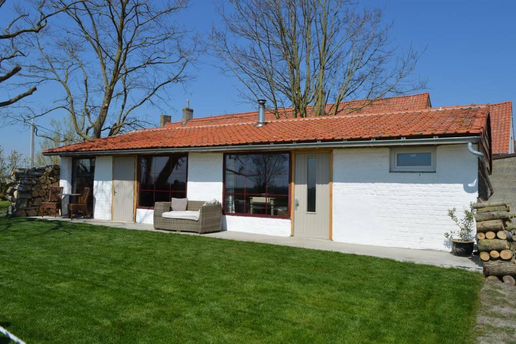 KorenTil . Cosy house with private garden