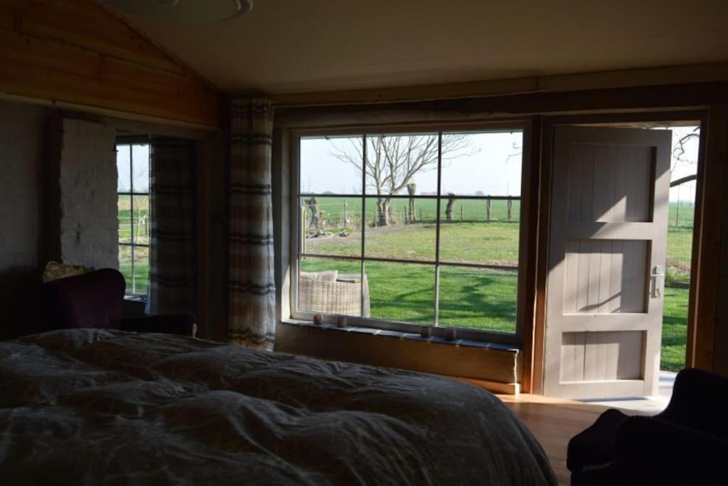 KorenTil . Cosy house with private garden