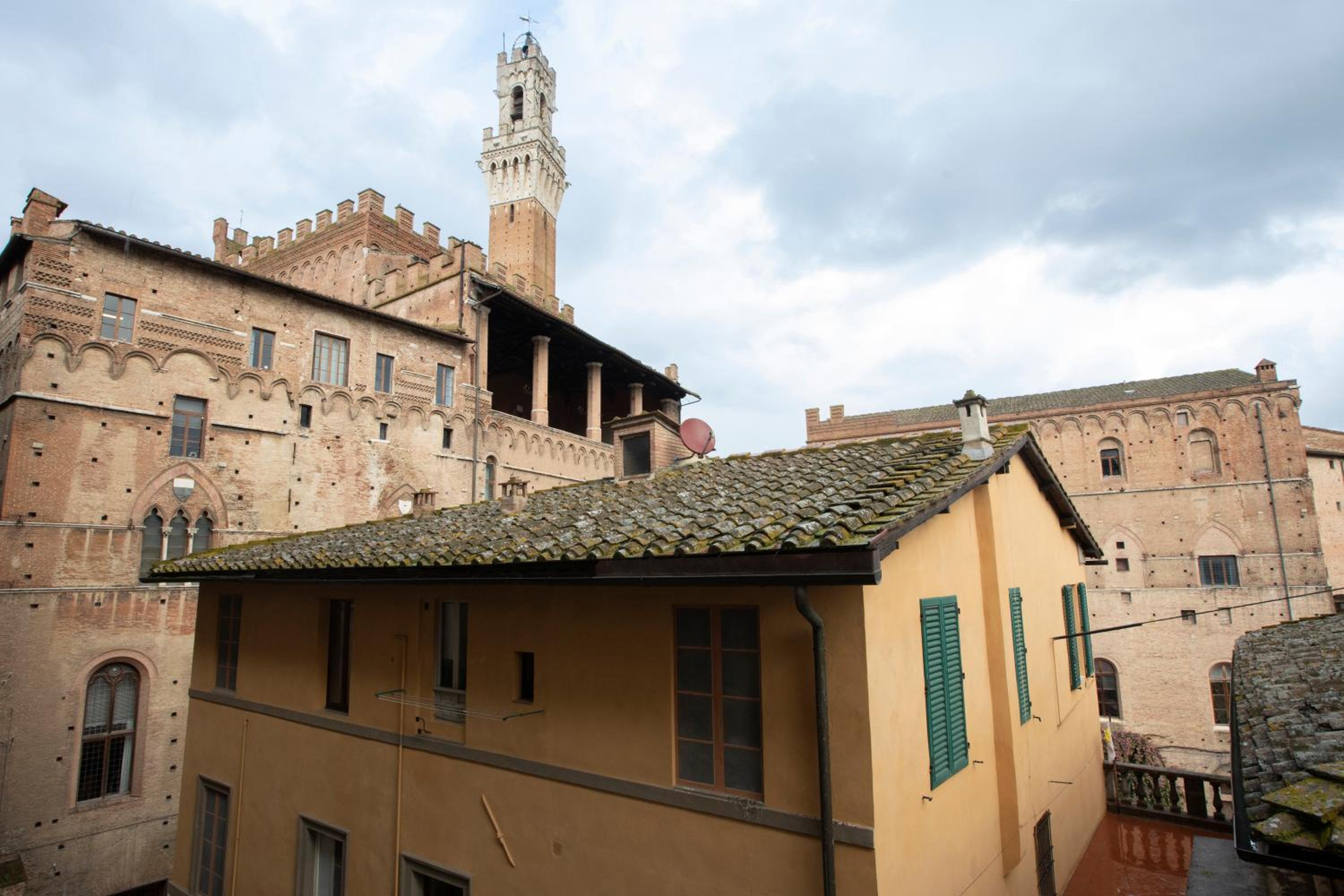 Casato19 - Due passi da Piazza del Campo - NaonBnB
