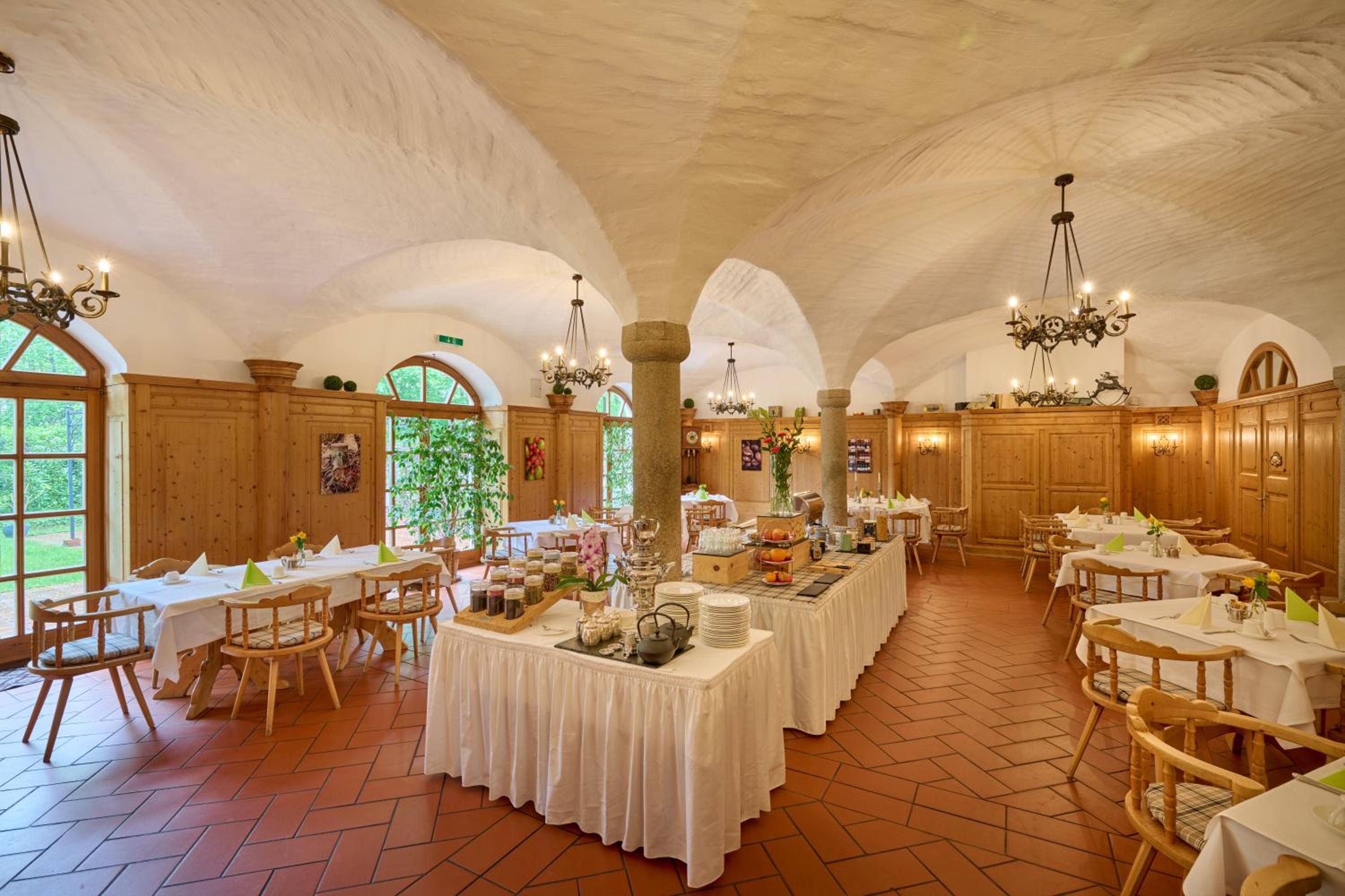 Munich Vacations - Hotel Lechnerhof Unterfohring - Property Image 55