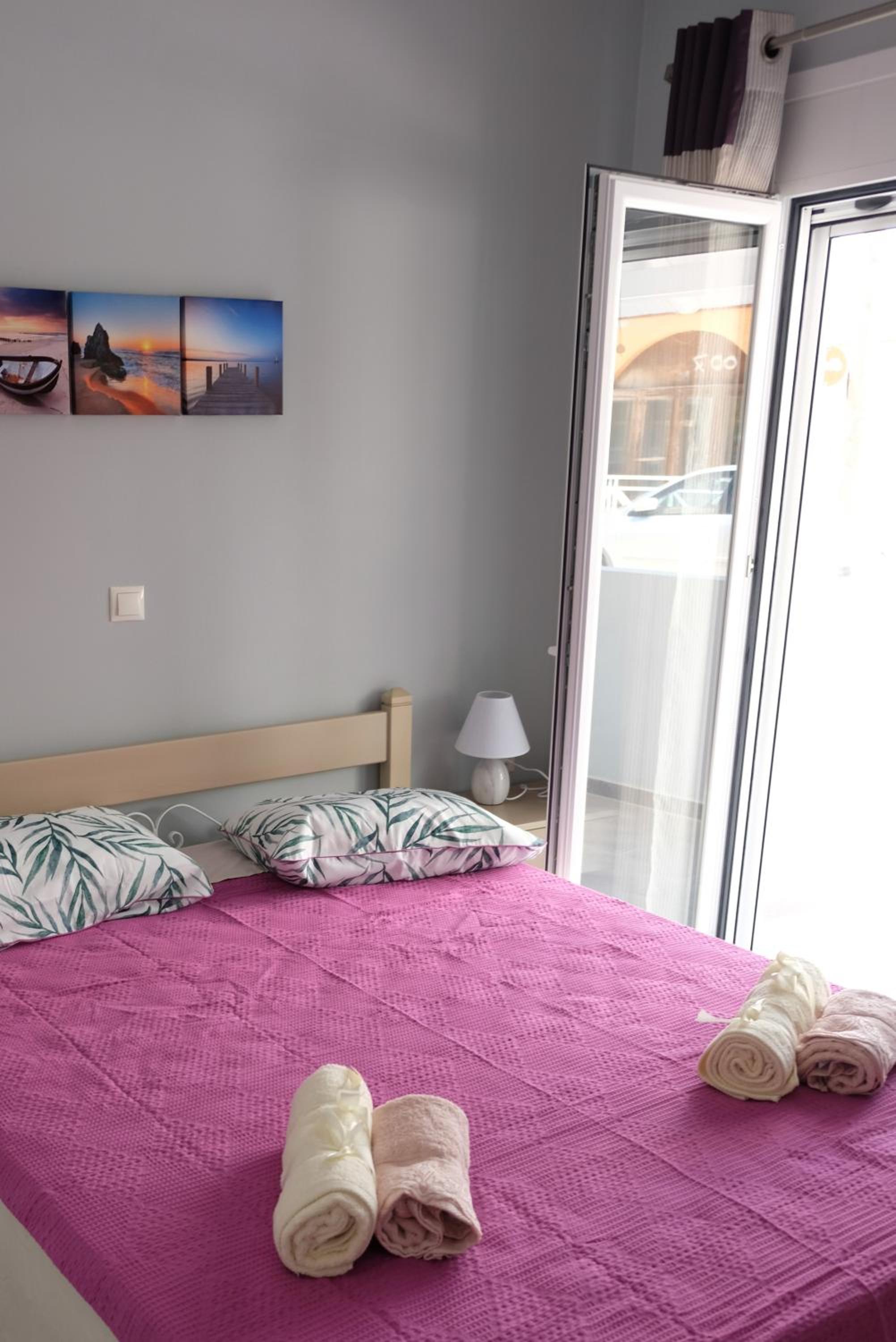Bright & Comfy Apartments near the beach