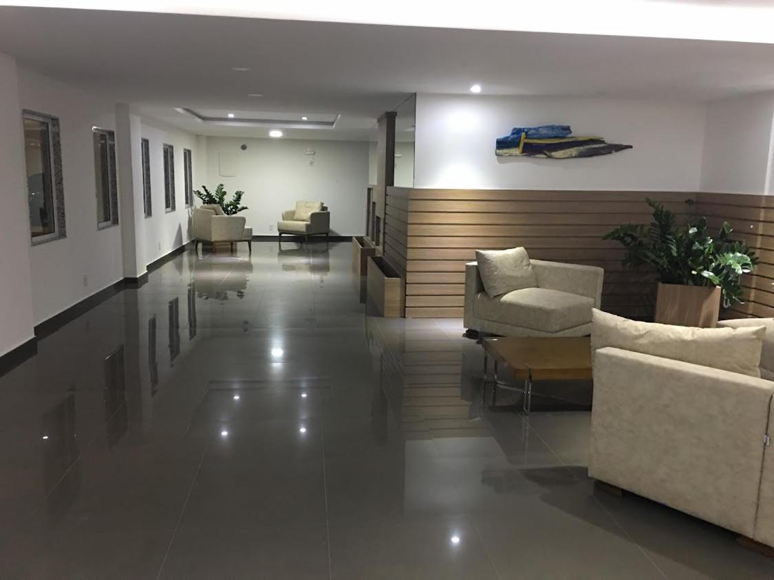 lindo apartamento de 1 quarto com vista para o mar