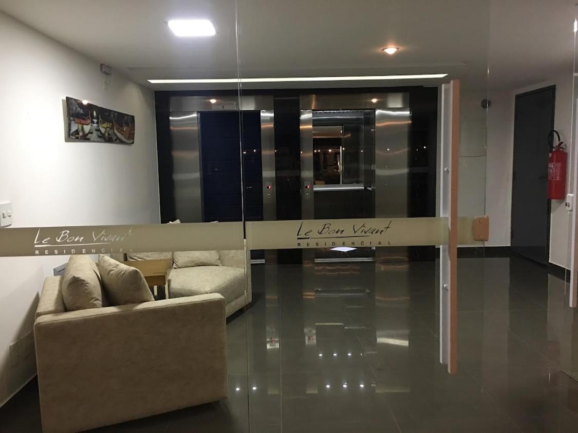 lindo apartamento de 1 quarto com vista para o mar