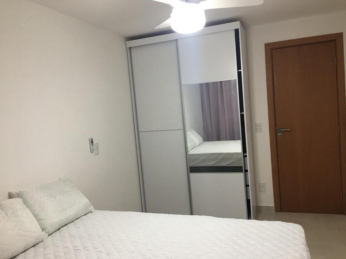 lindo apartamento de 1 quarto com vista para o mar