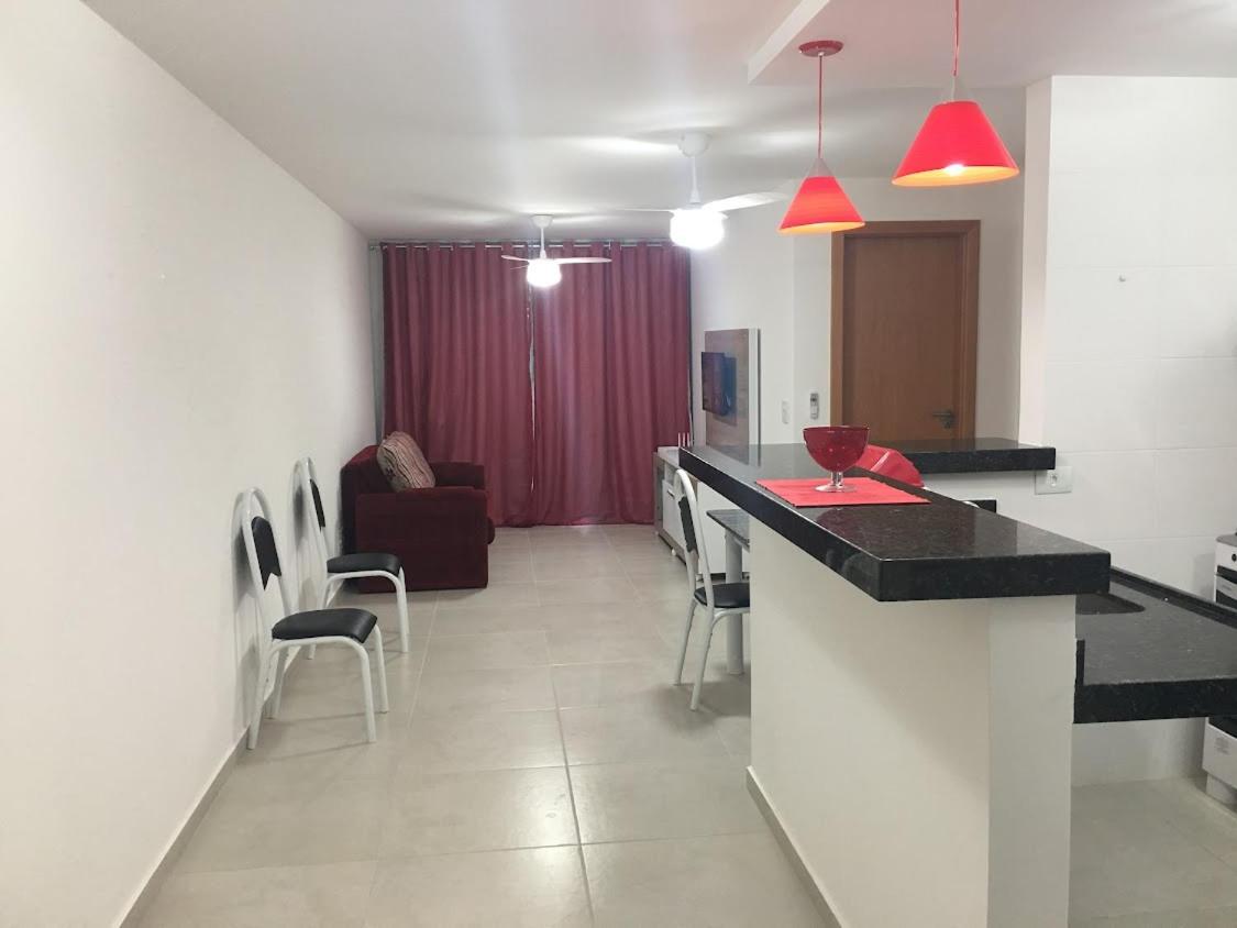 lindo apartamento de 1 quarto com vista para o mar