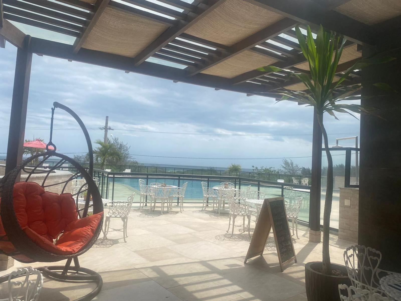 lindo apartamento de 1 quarto com vista para o mar