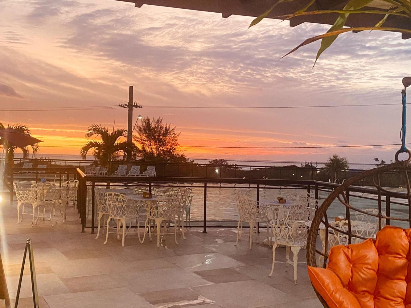 lindo apartamento de 1 quarto com vista para o mar