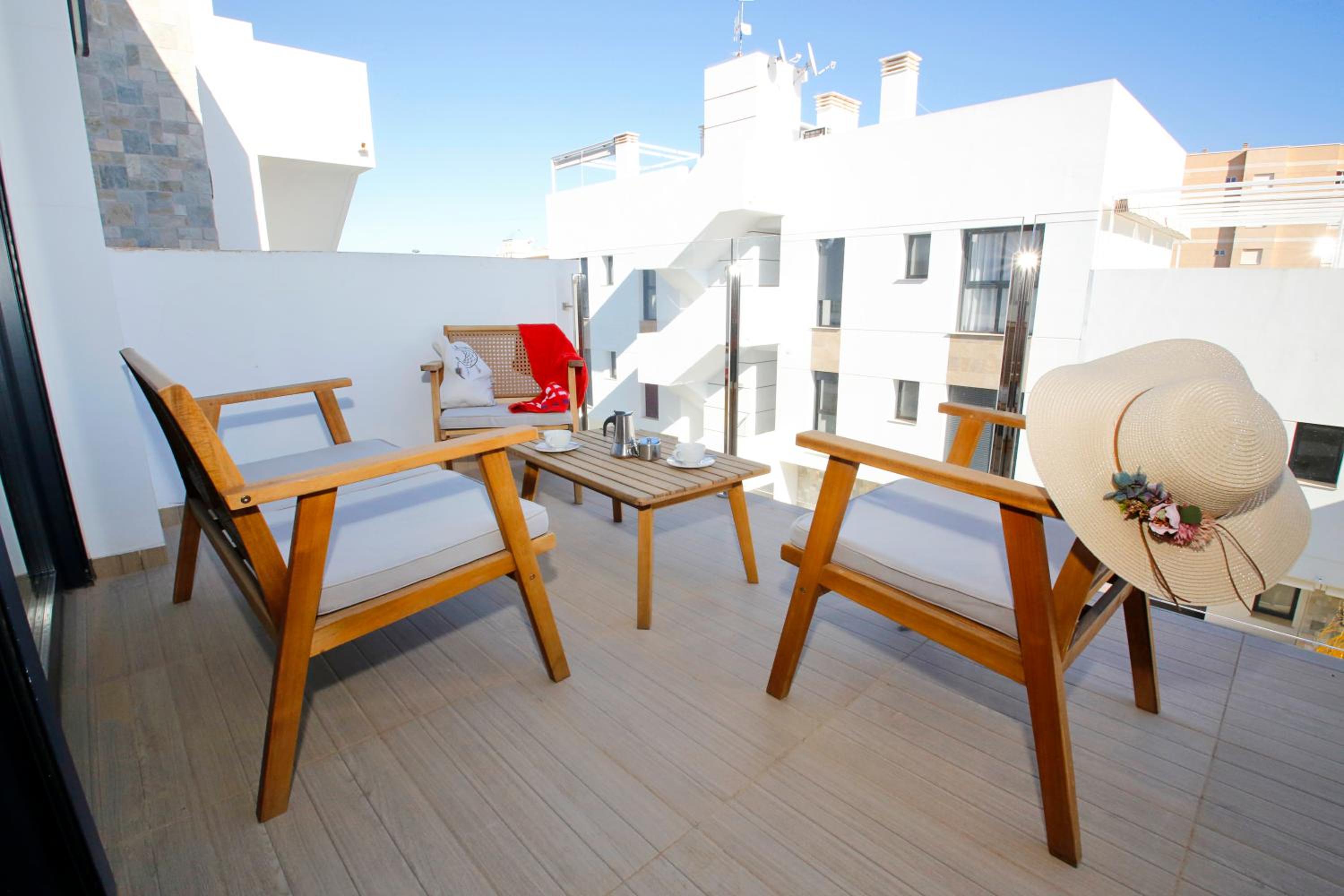 Luxury Arenales Home With AC,Pool and BBQ view 5