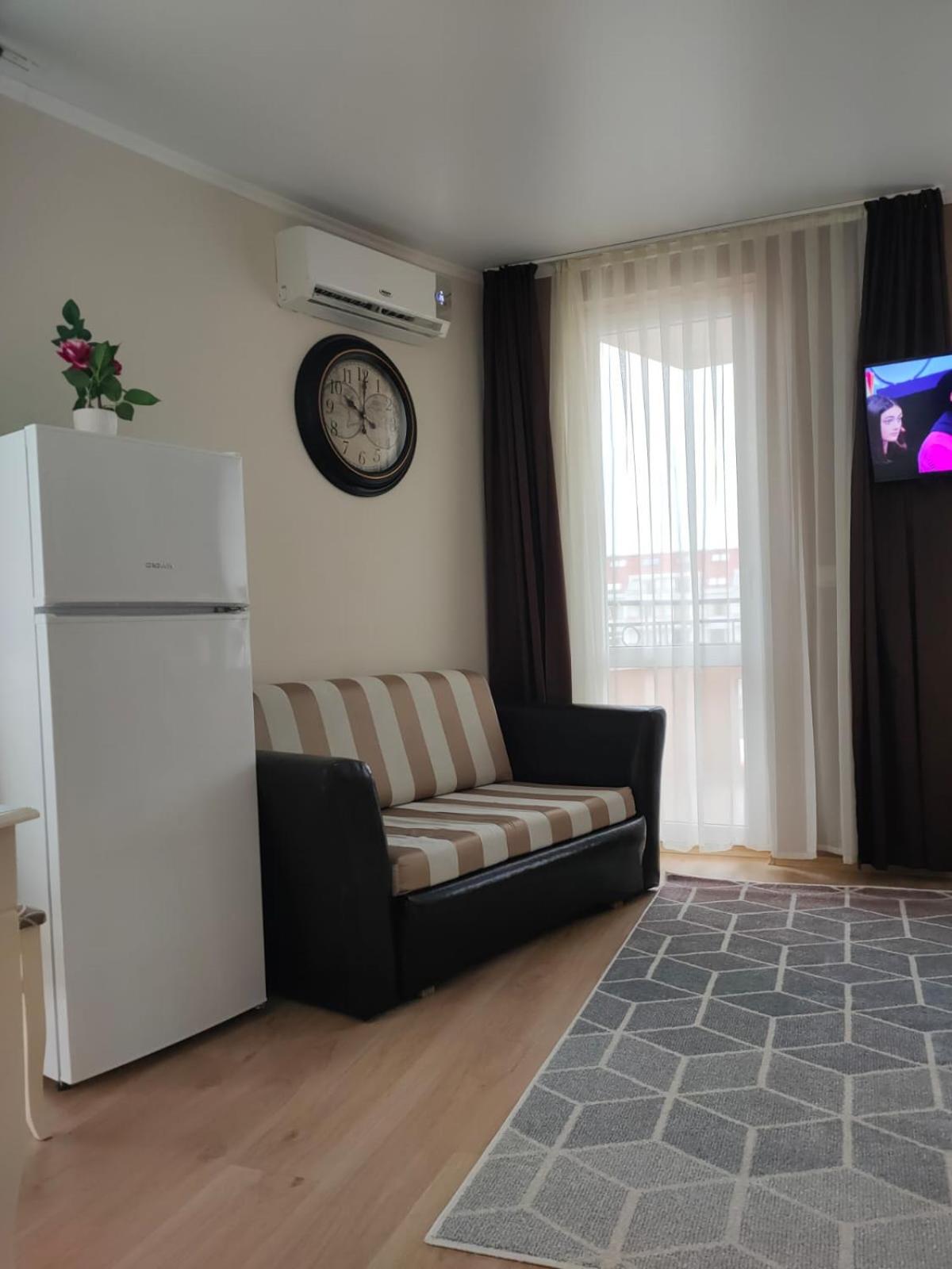 Afrodita Palas , studio appartment 4 floor, pool view