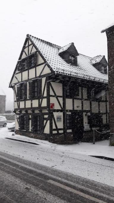 altes romantisches Fachwerkhaus in Rheinnähe auch für Workation geeignet