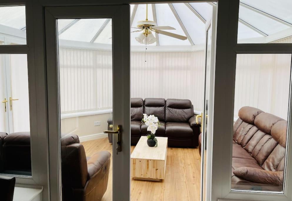 5-Bedroom Cottage in Healing, Grimsby view 2