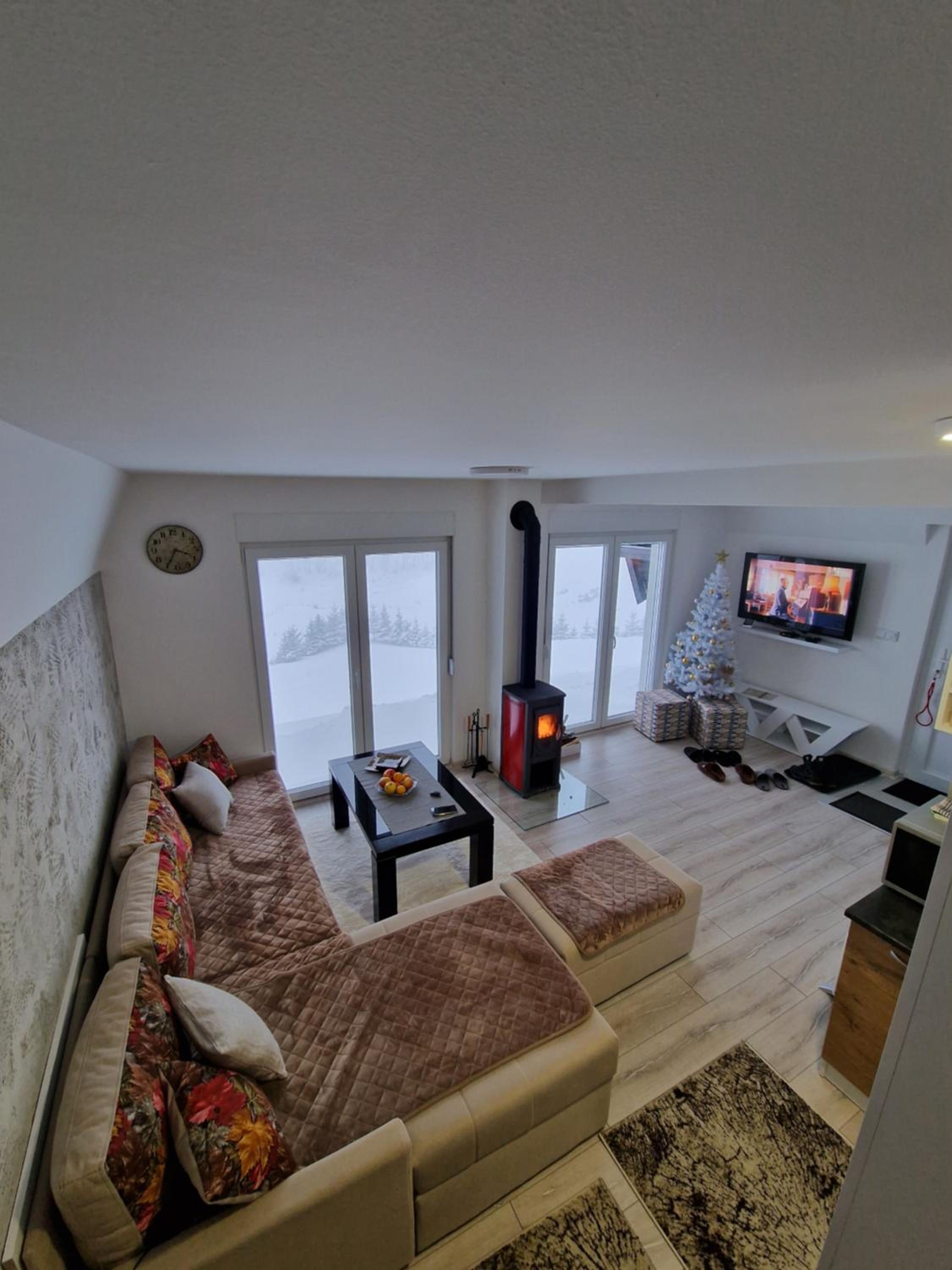 Weekend house NEST Bjelašnica